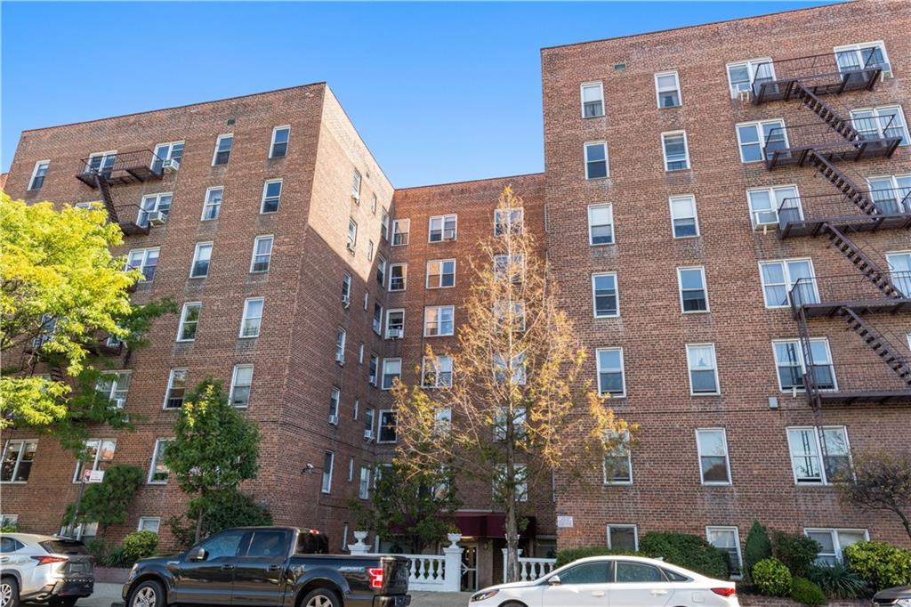 2525 Nostrand Avenue 2R