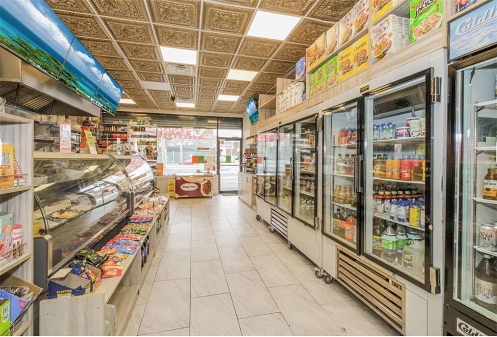 4012 Hylan Boulevard