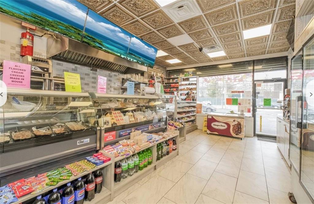 4012 Hylan Boulevard