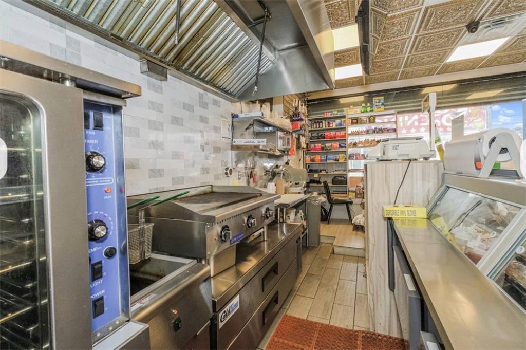 4012 Hylan Boulevard