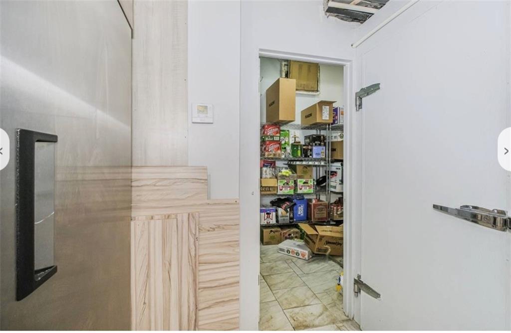 4012 Hylan Boulevard