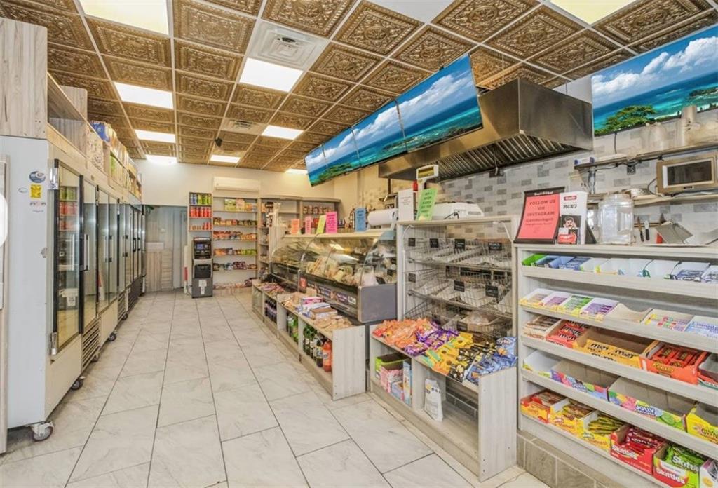 4012 Hylan Boulevard