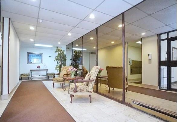50 Belair Road 2J