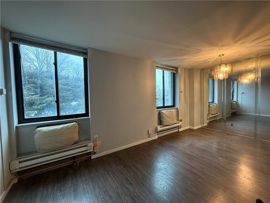 50 Belair Road 2J