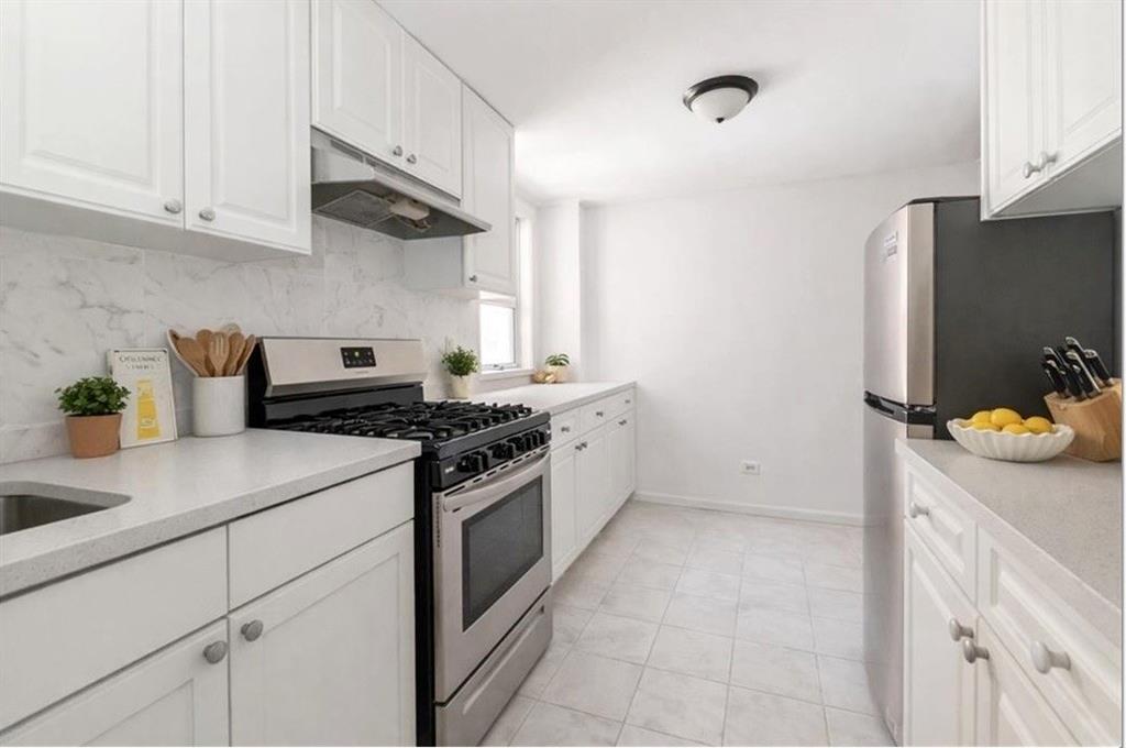2525 Nostrand Avenue 5