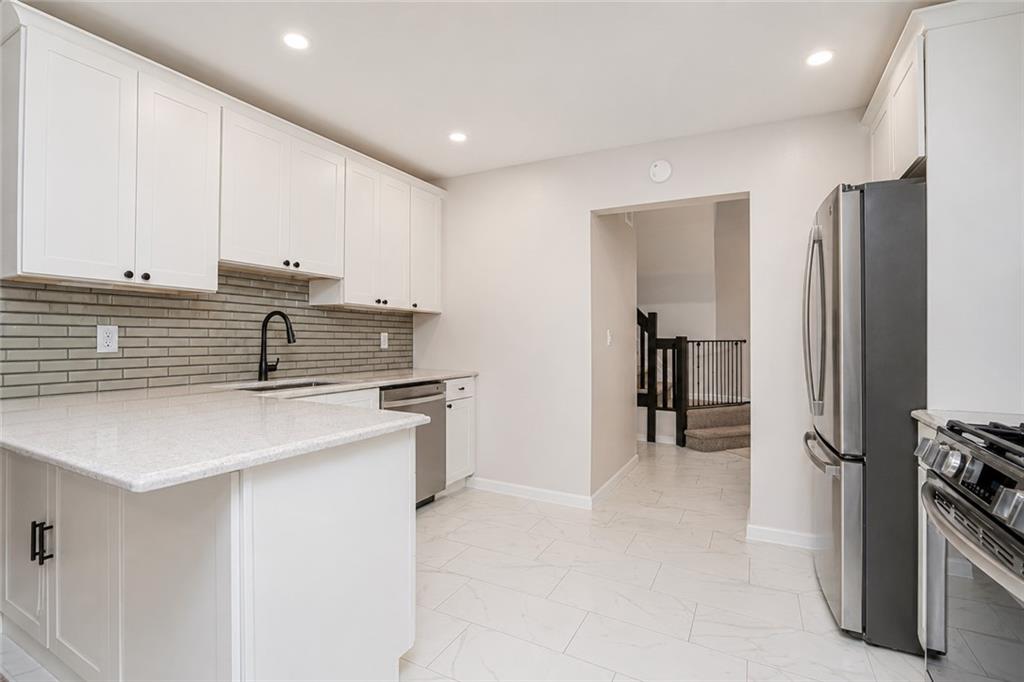 1458 Forest Hill Road