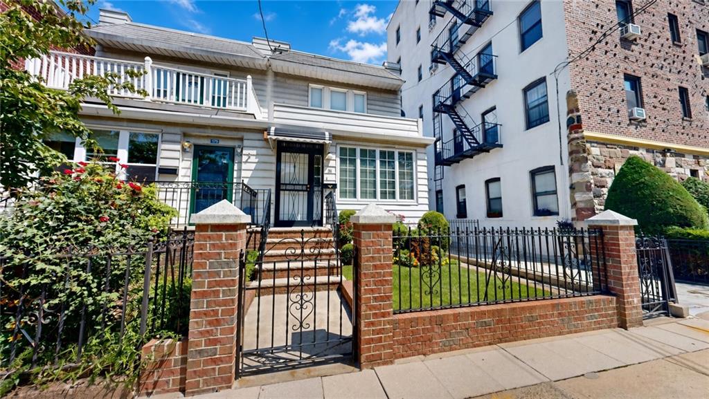 181 Marine Avenue