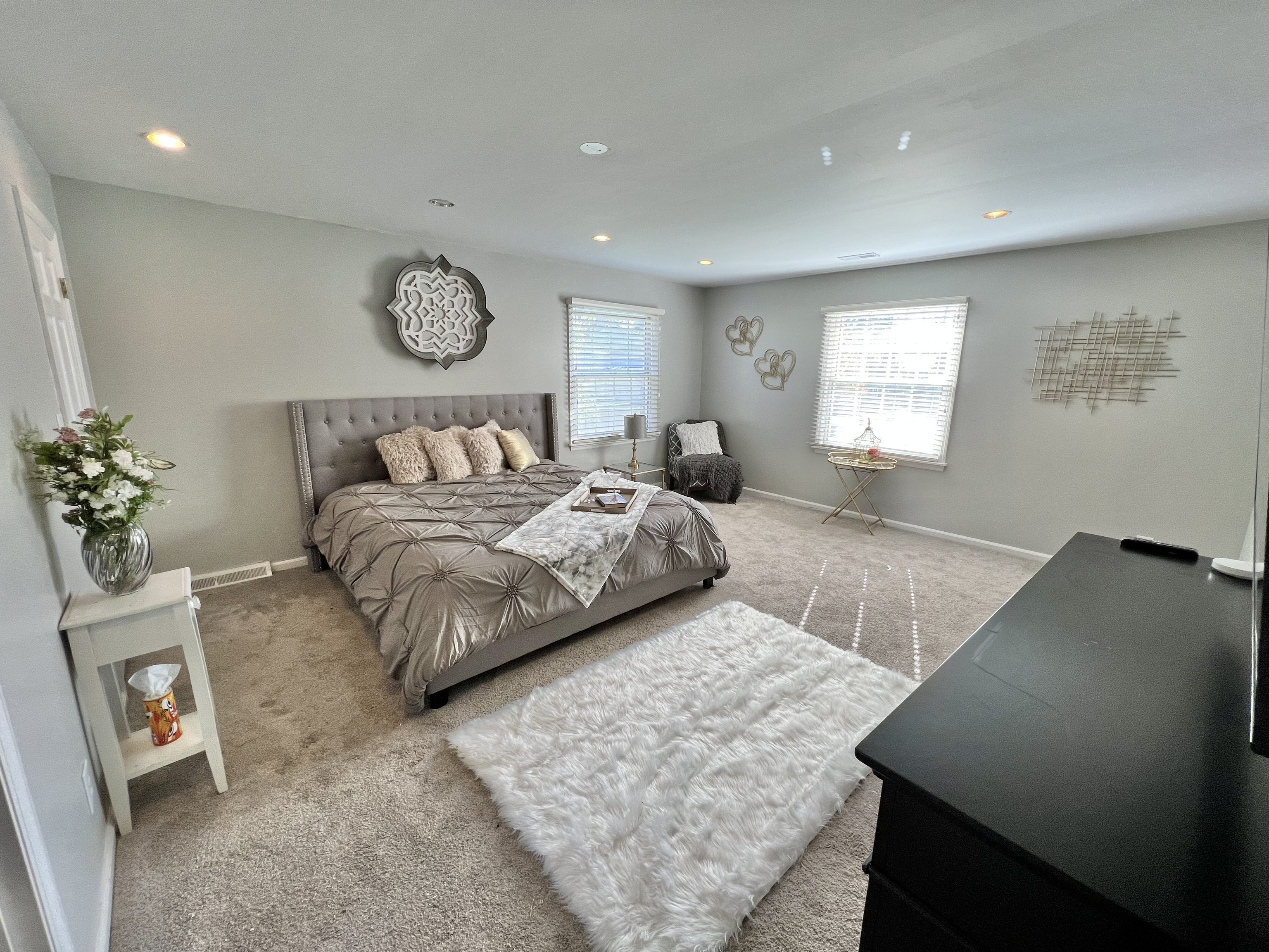 9045 Kirkham Court