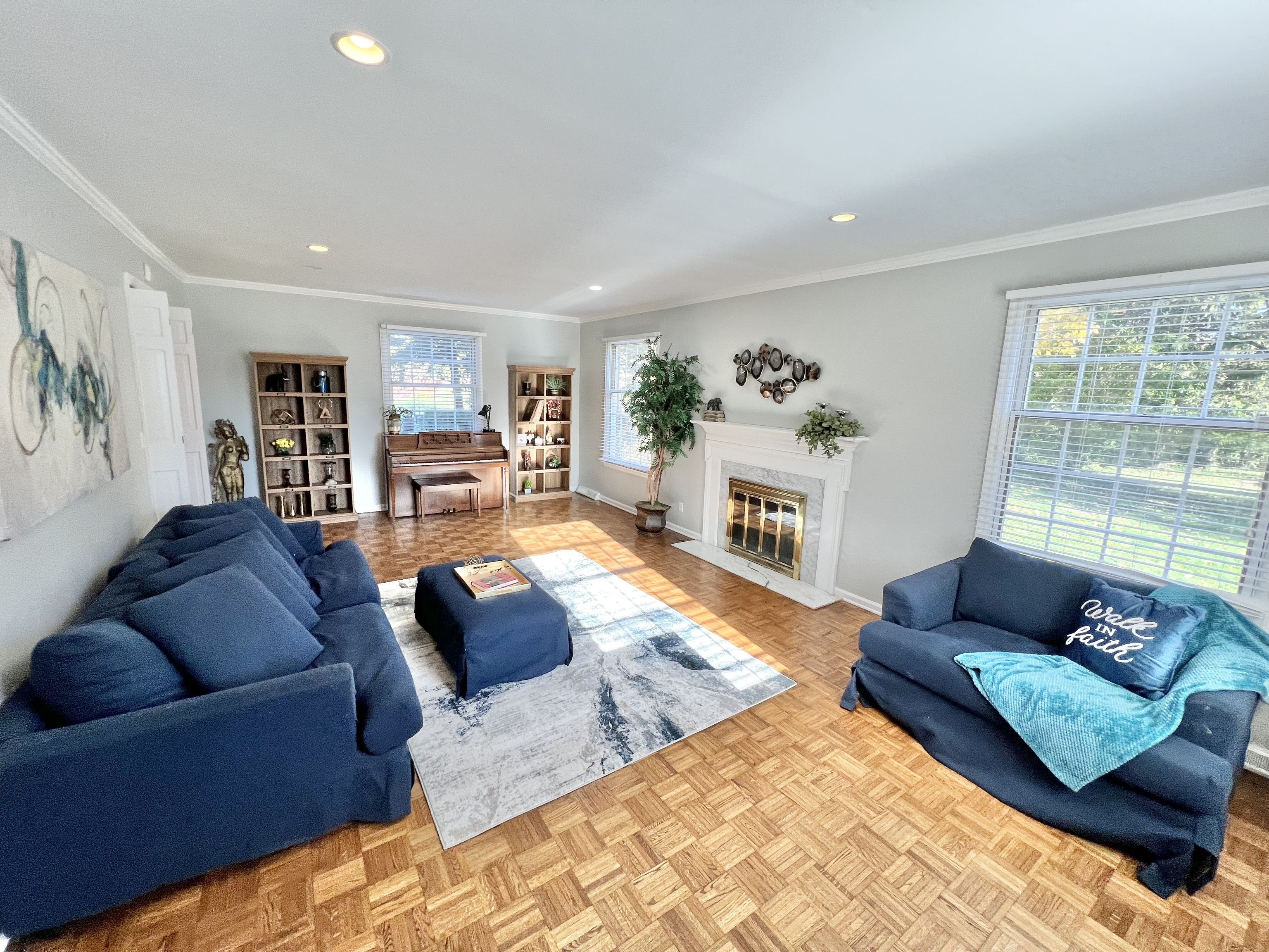 9045 Kirkham Court