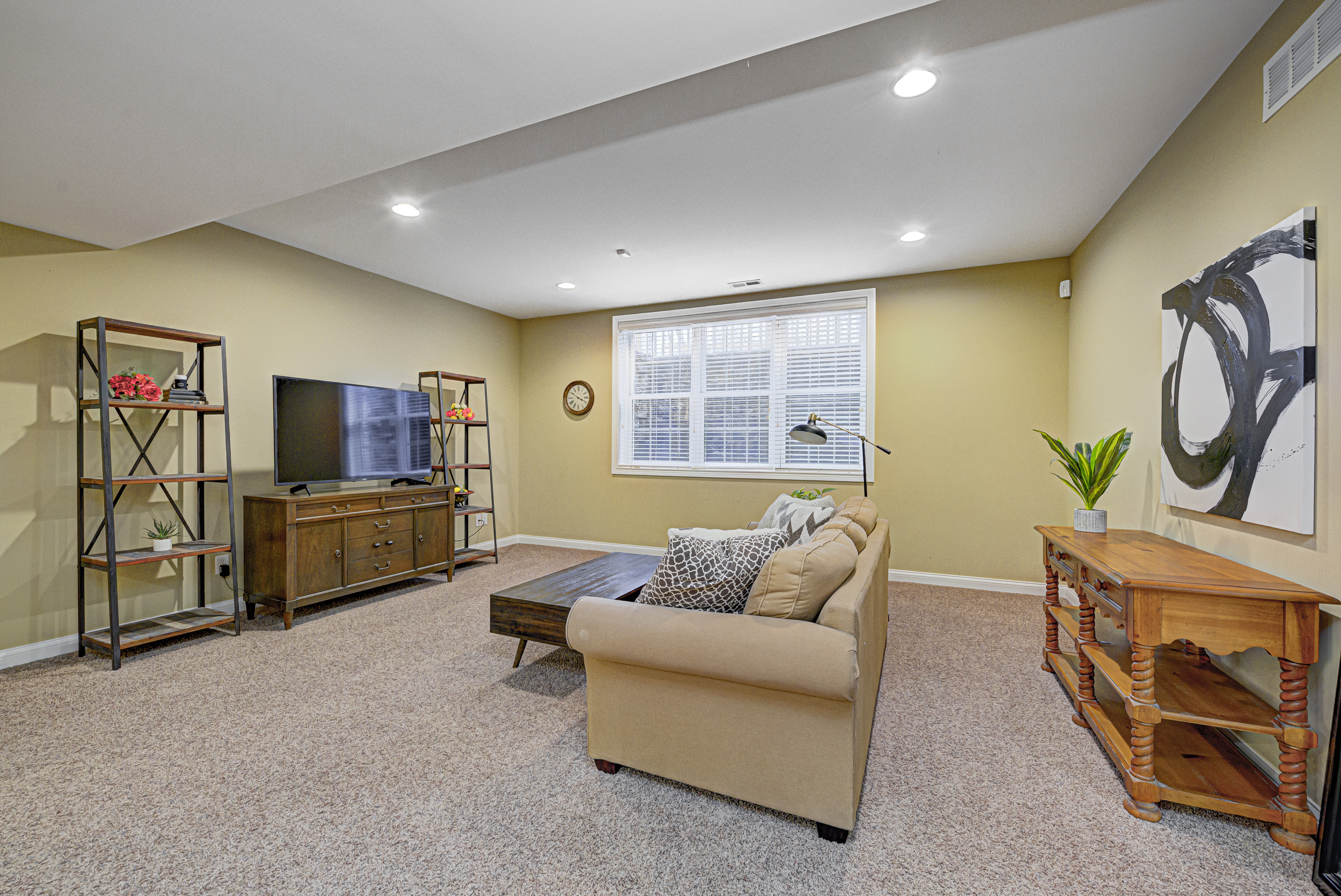 6615 Royal Oakland Drive