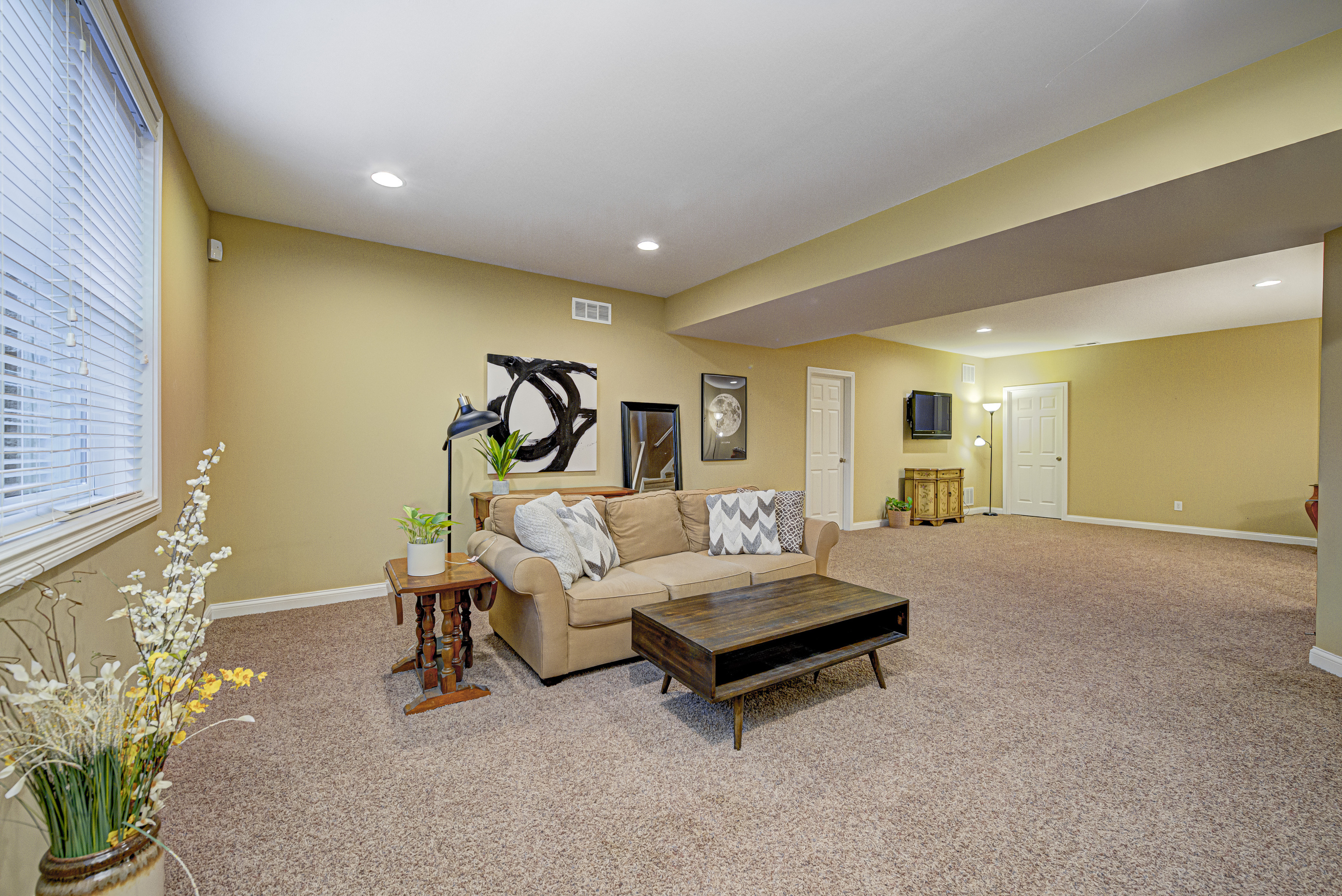 6615 Royal Oakland Drive