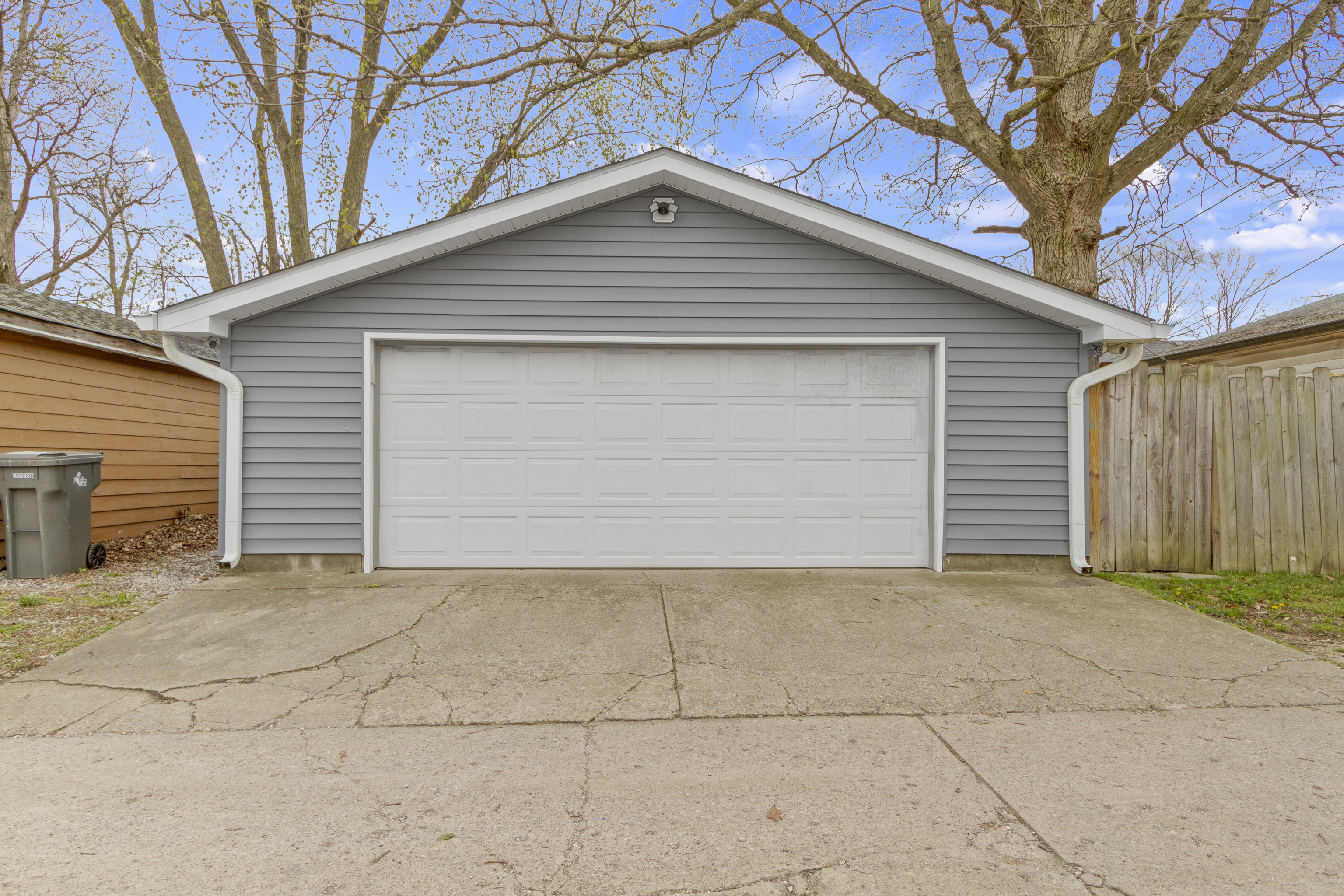 2142 Ringgold Avenue