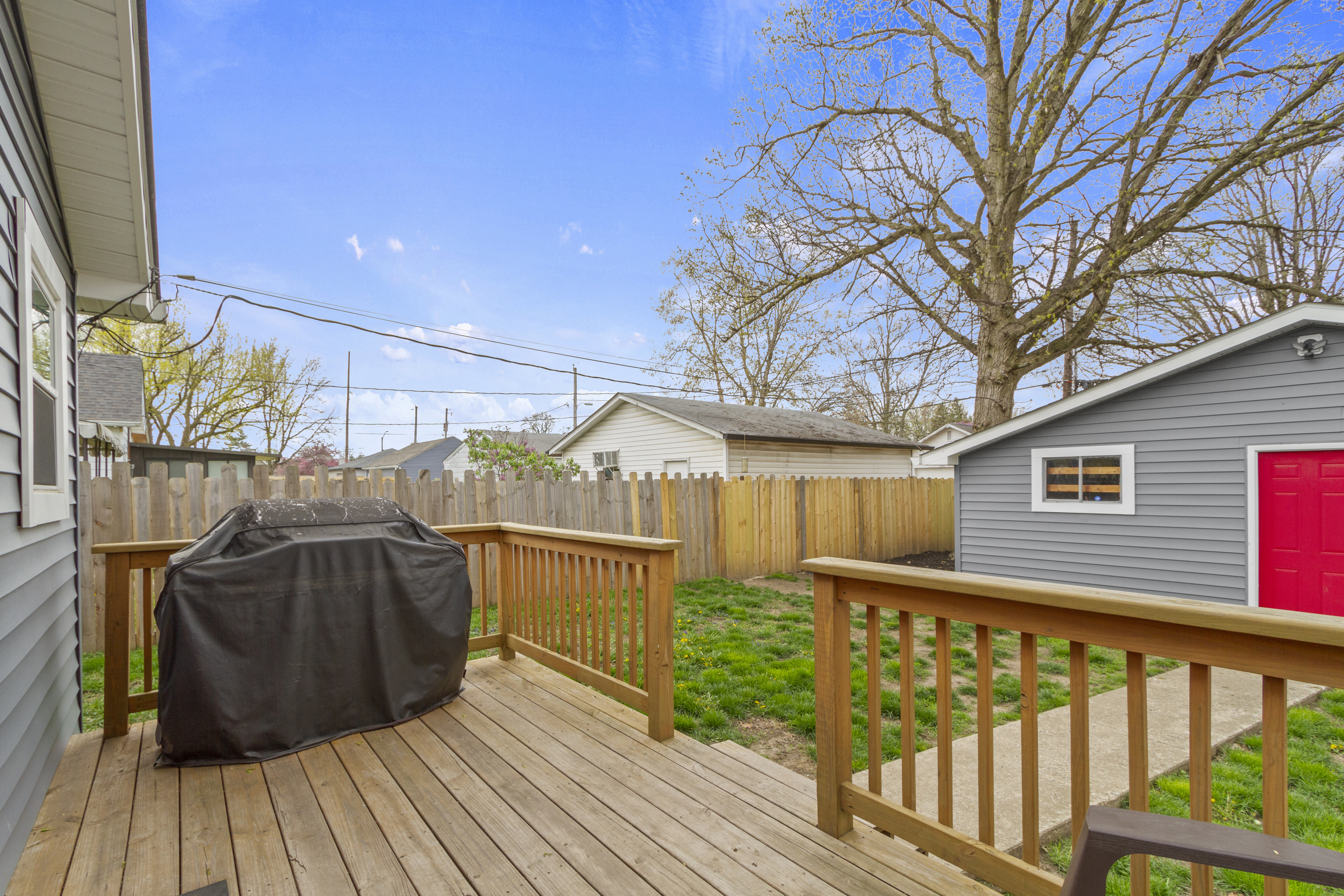 2142 Ringgold Avenue