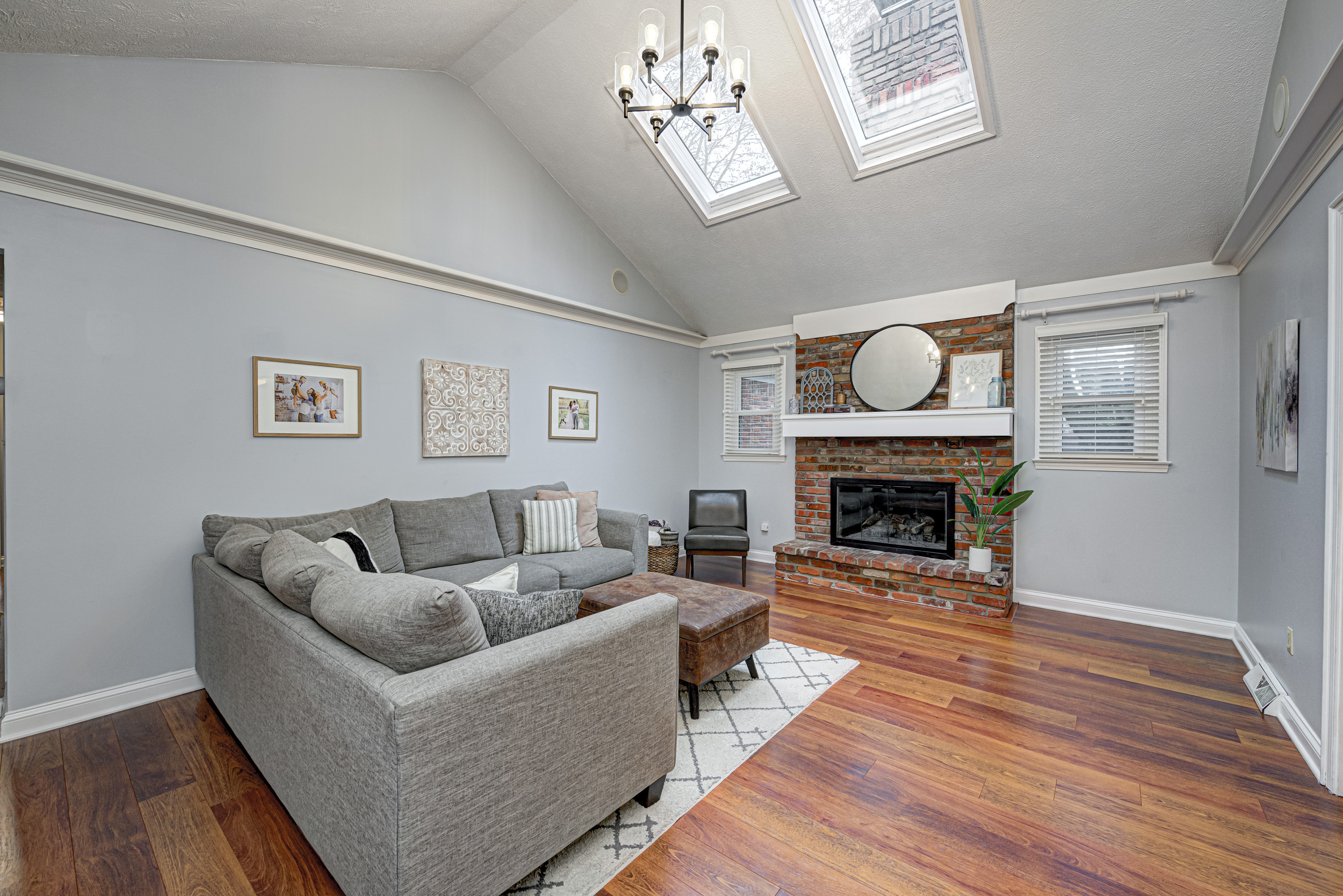 6080 Redcoach Lane