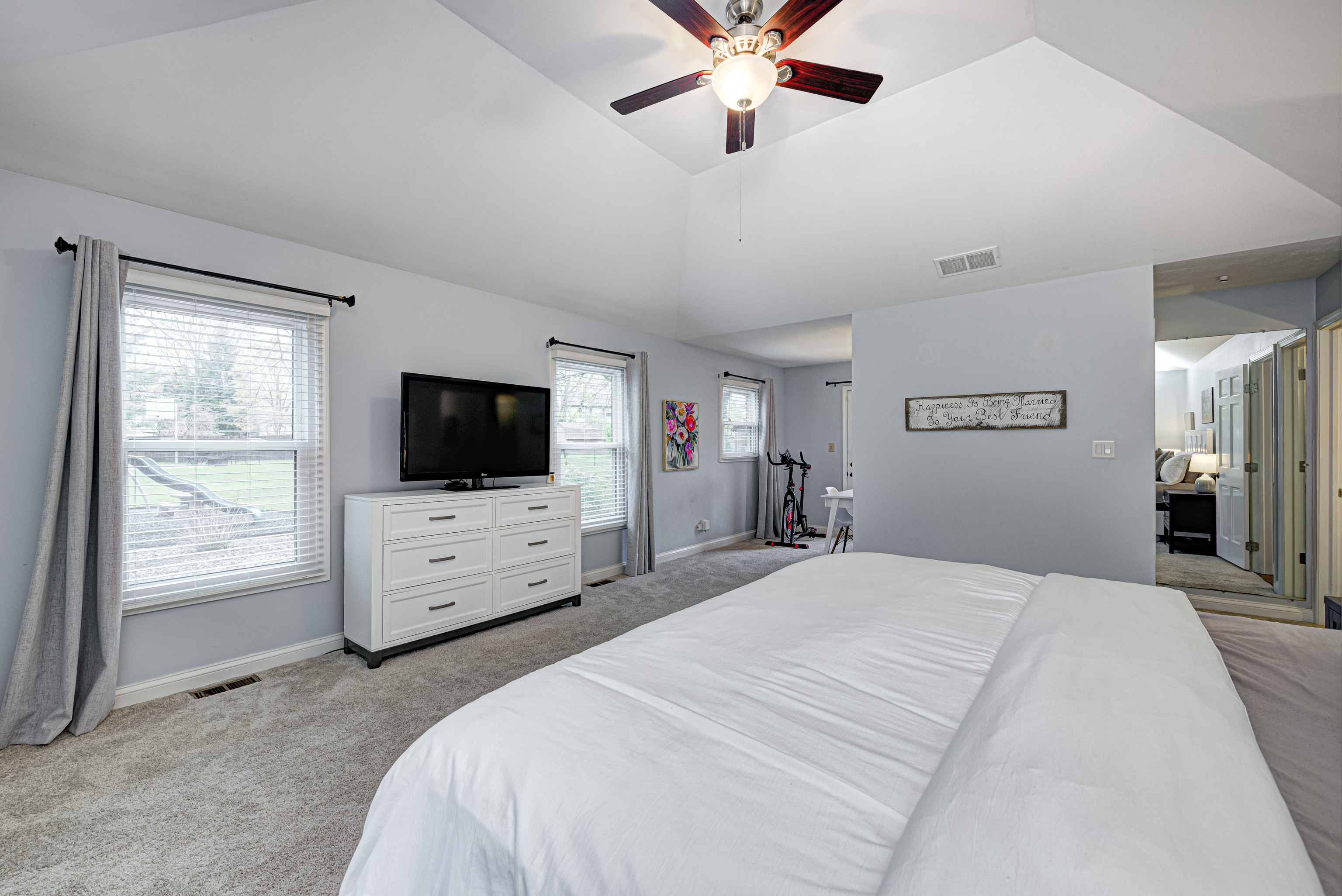 6080 Redcoach Lane