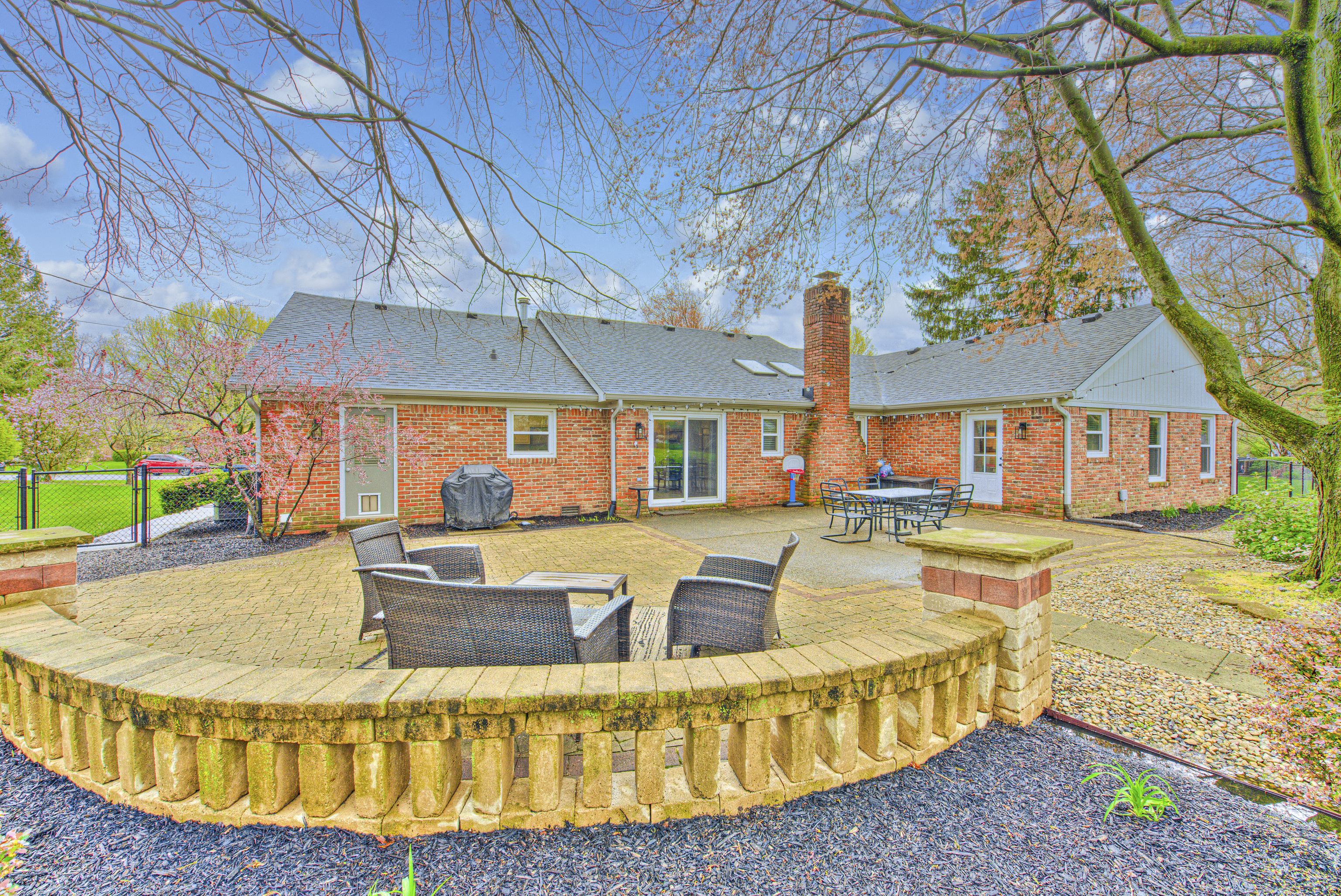 6080 Redcoach Lane