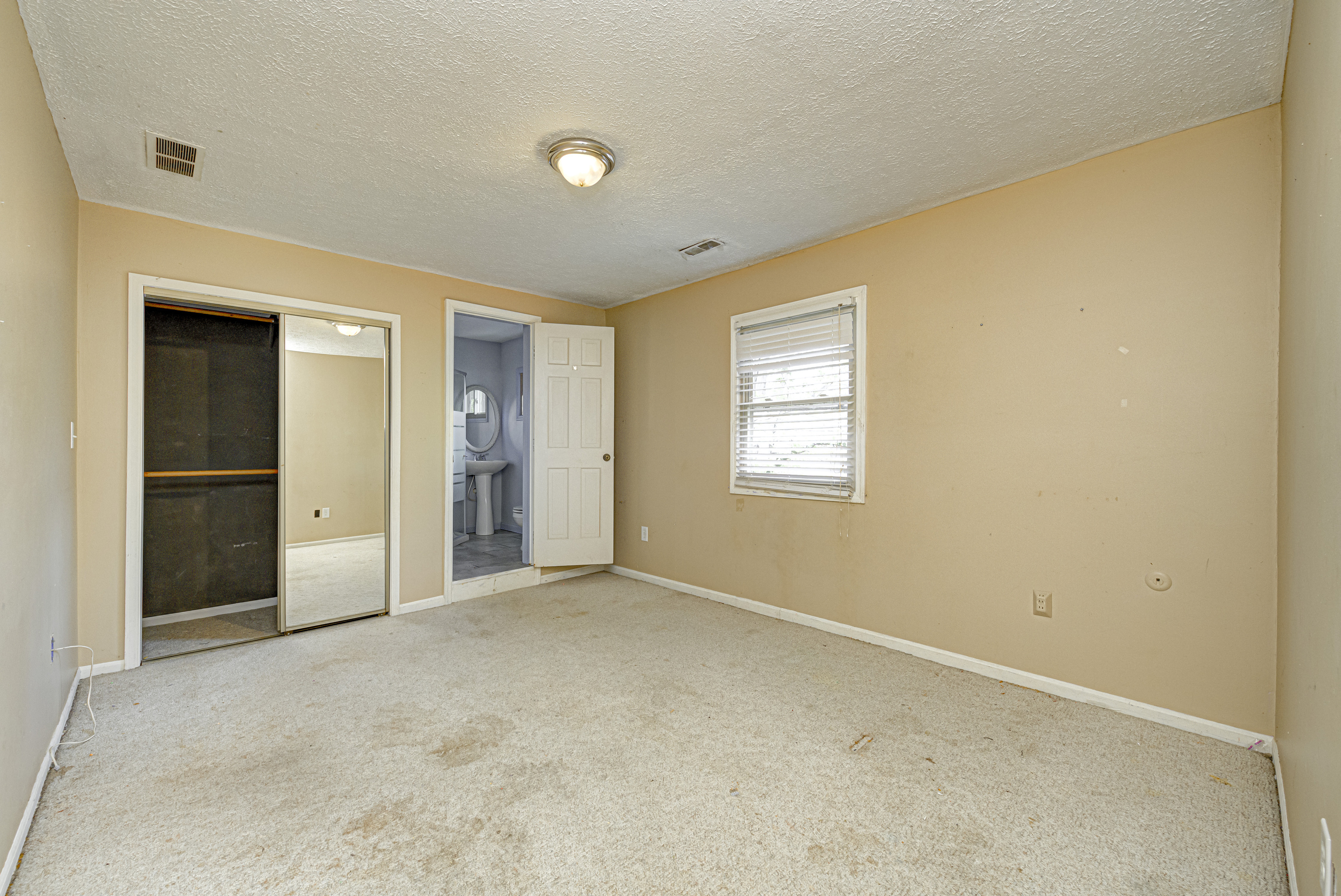 304 Sassafras Circle