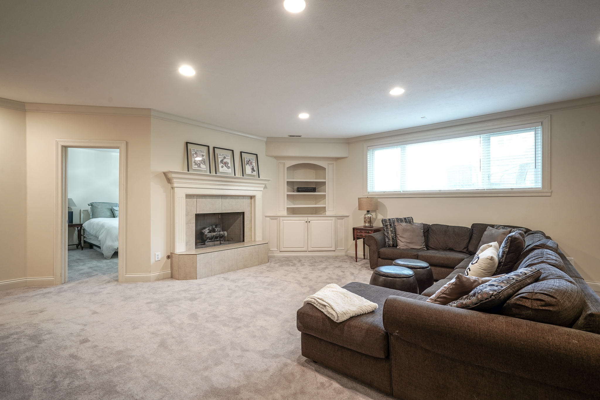 910 Twelve Oaks