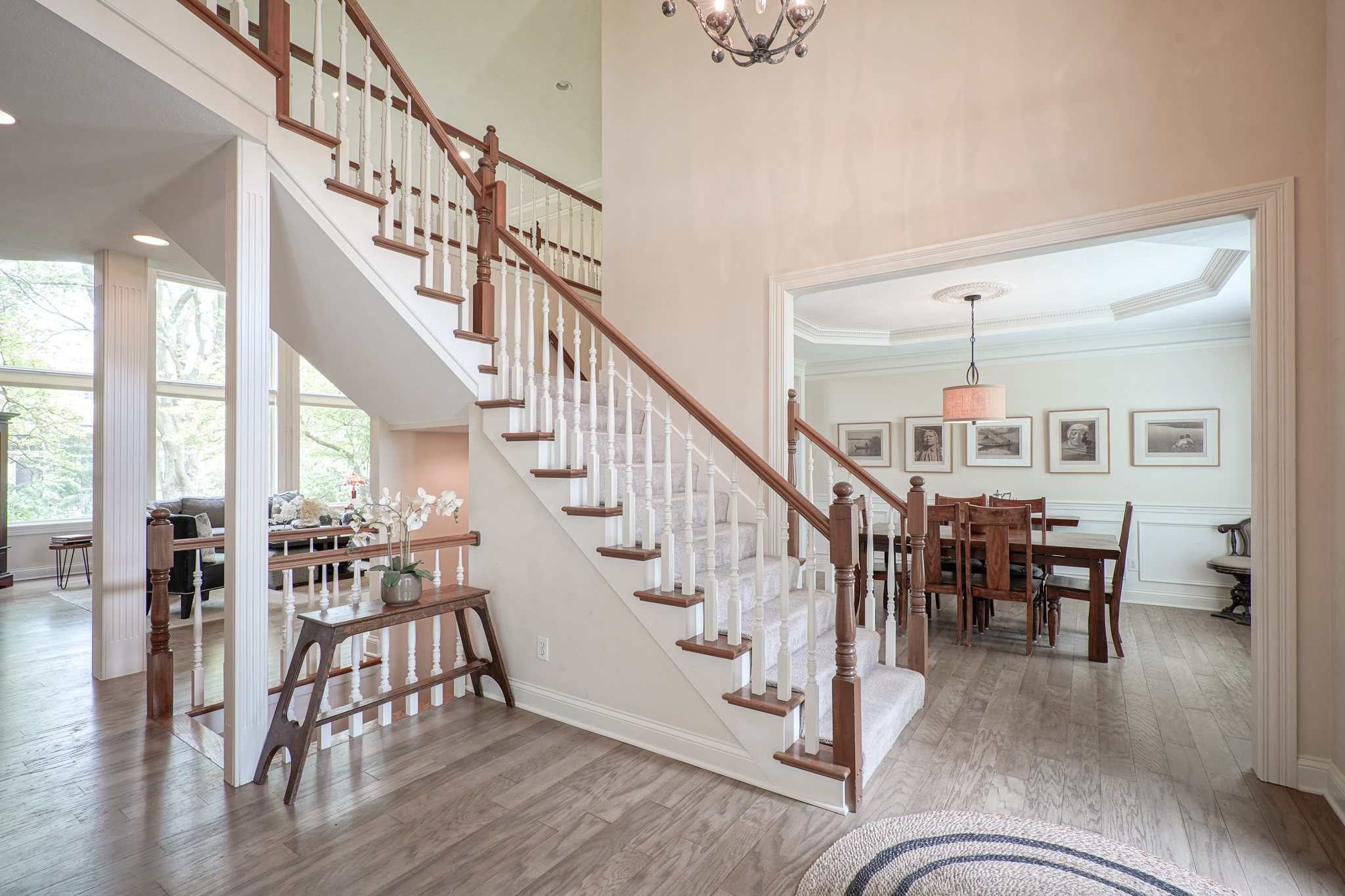 910 Twelve Oaks