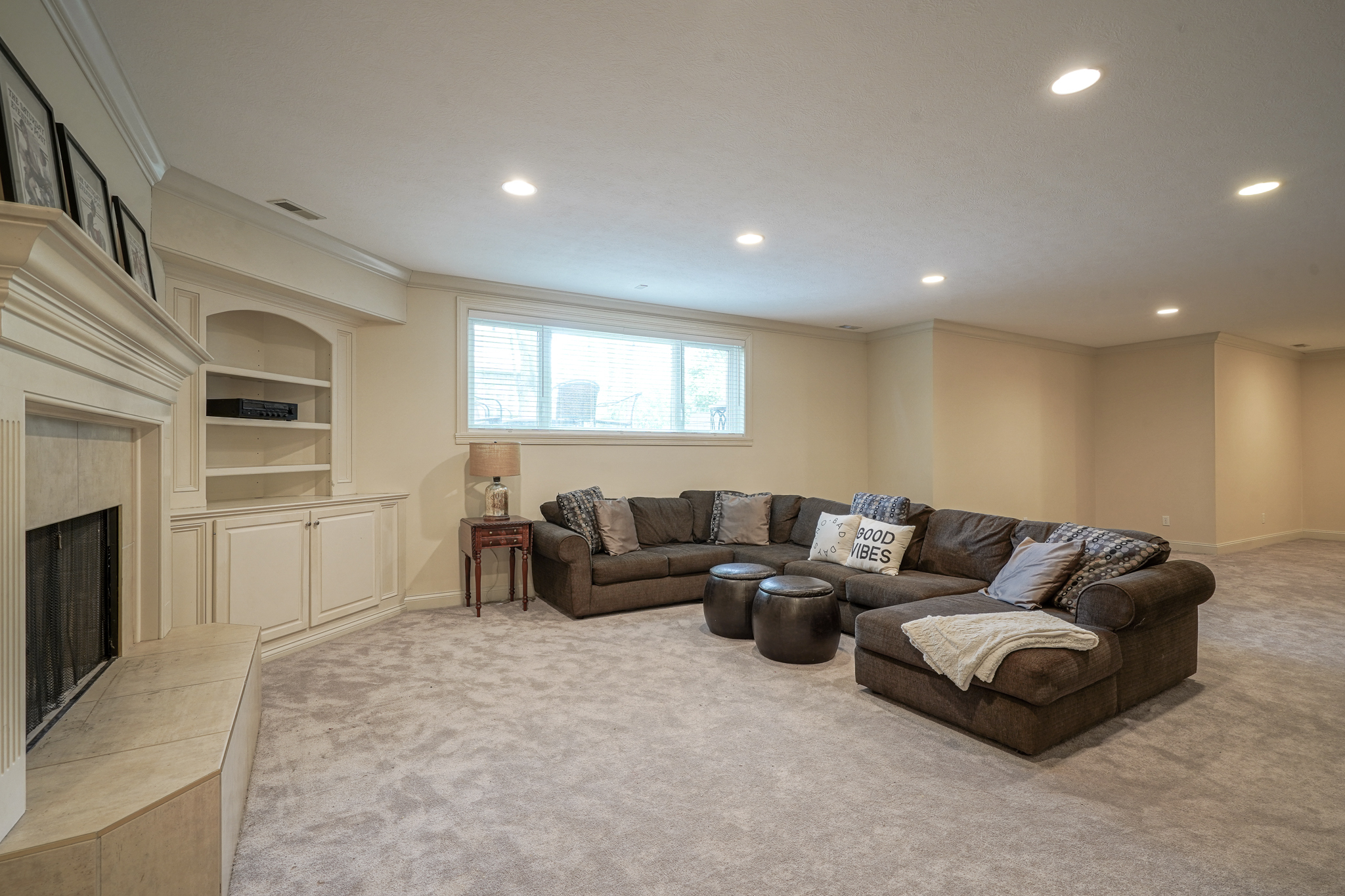 910 Twelve Oaks