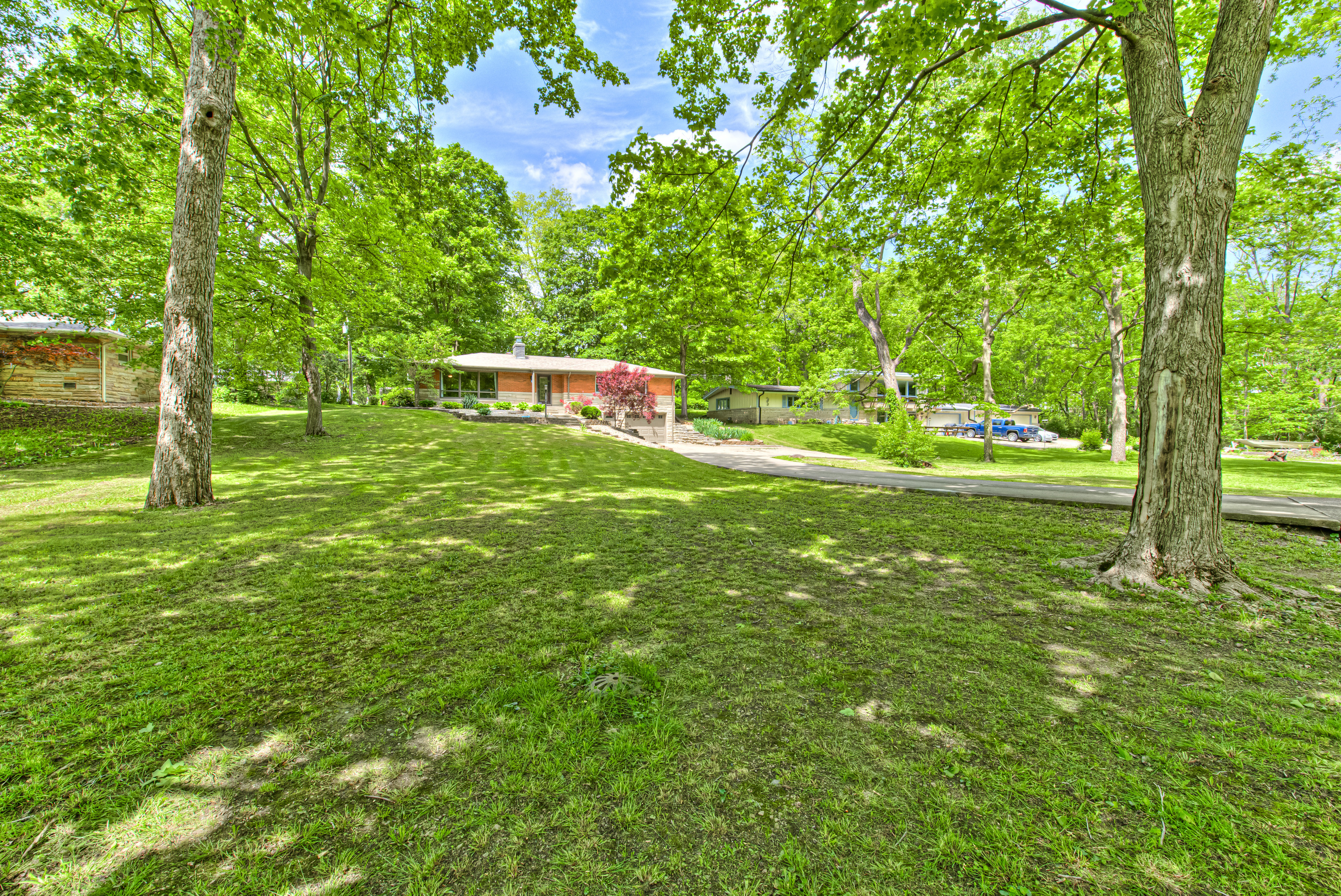 1333 N Nursery Road