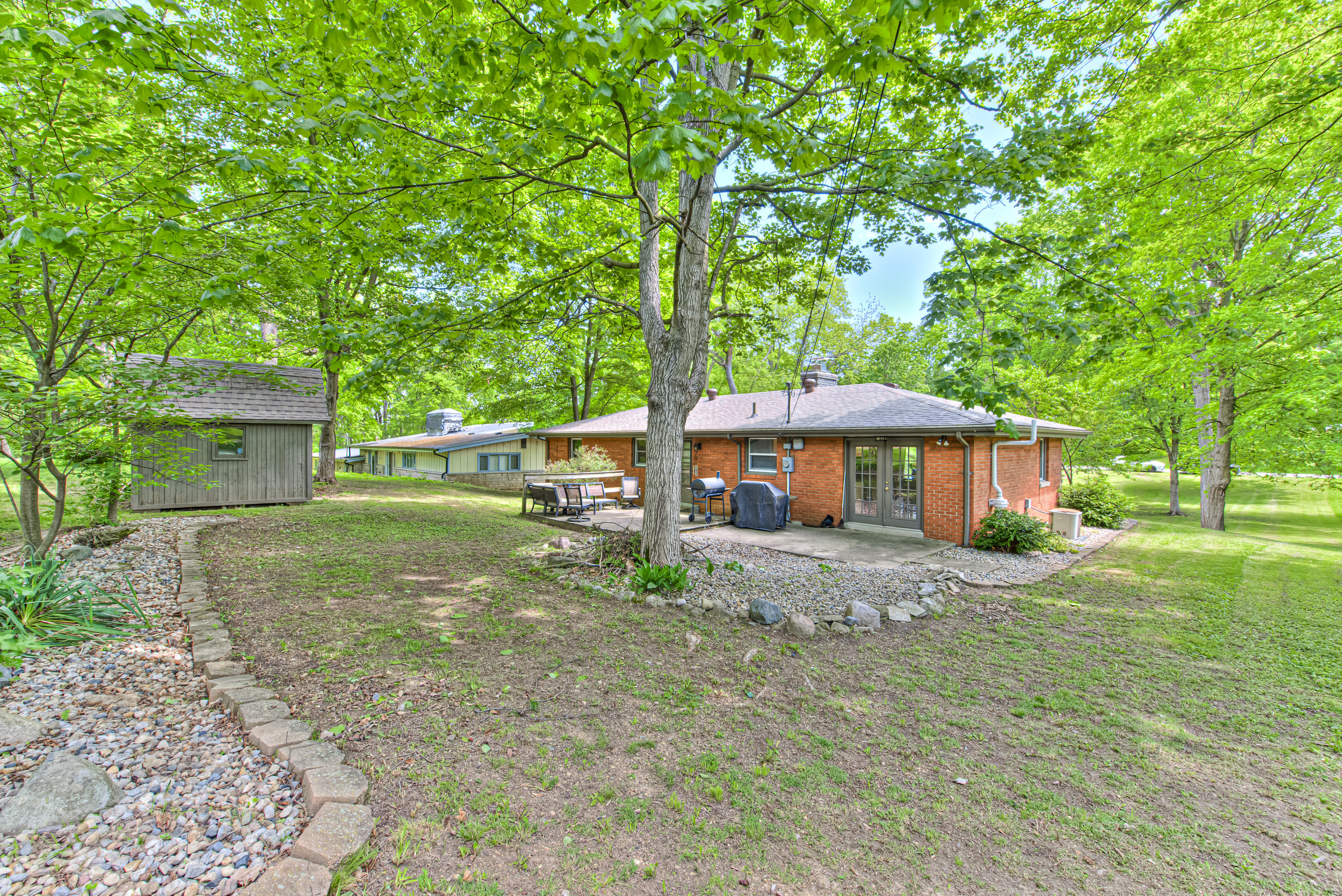 1333 N Nursery Road