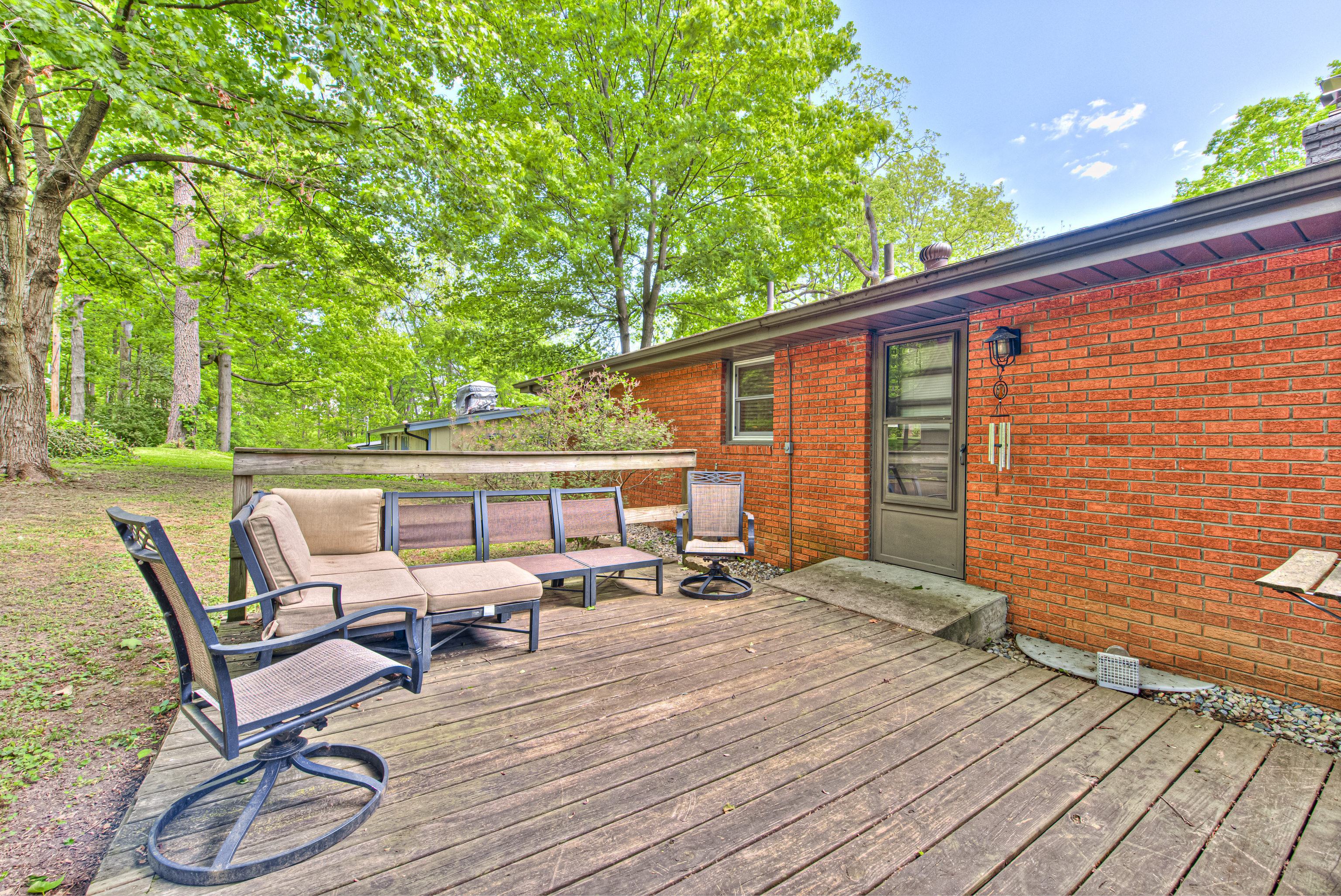 1333 N Nursery Road
