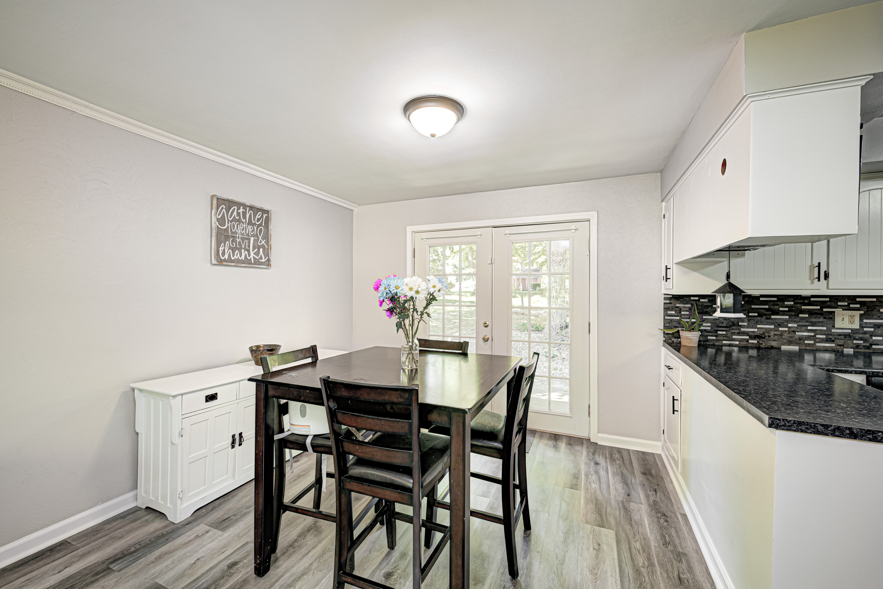 1333 N Nursery Road