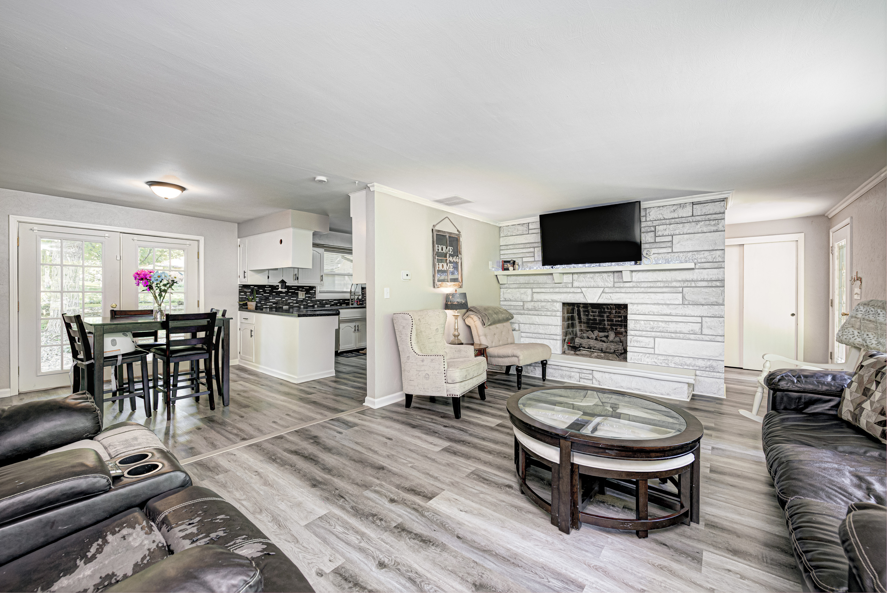 1333 N Nursery Road