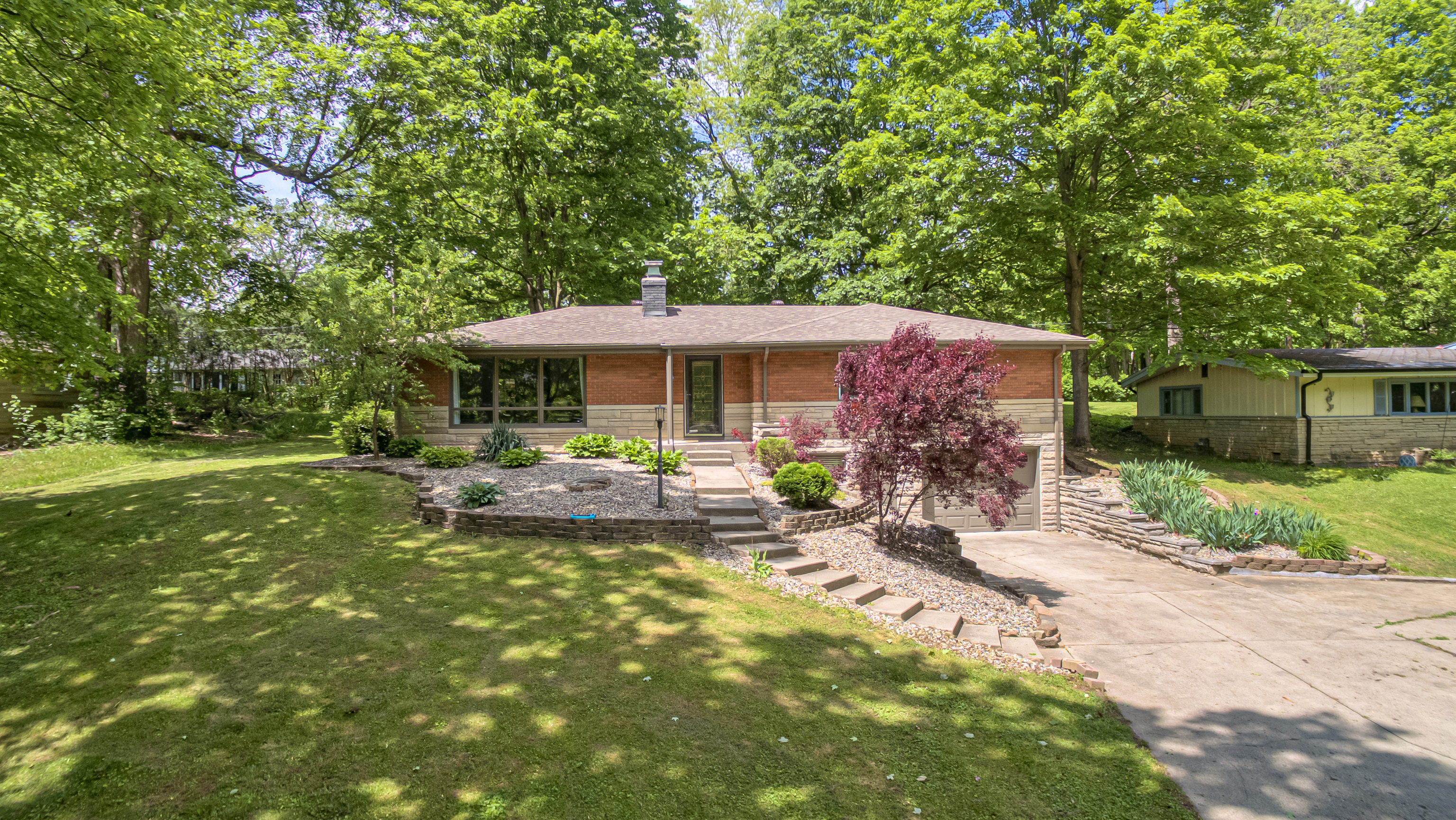 1333 N Nursery Road