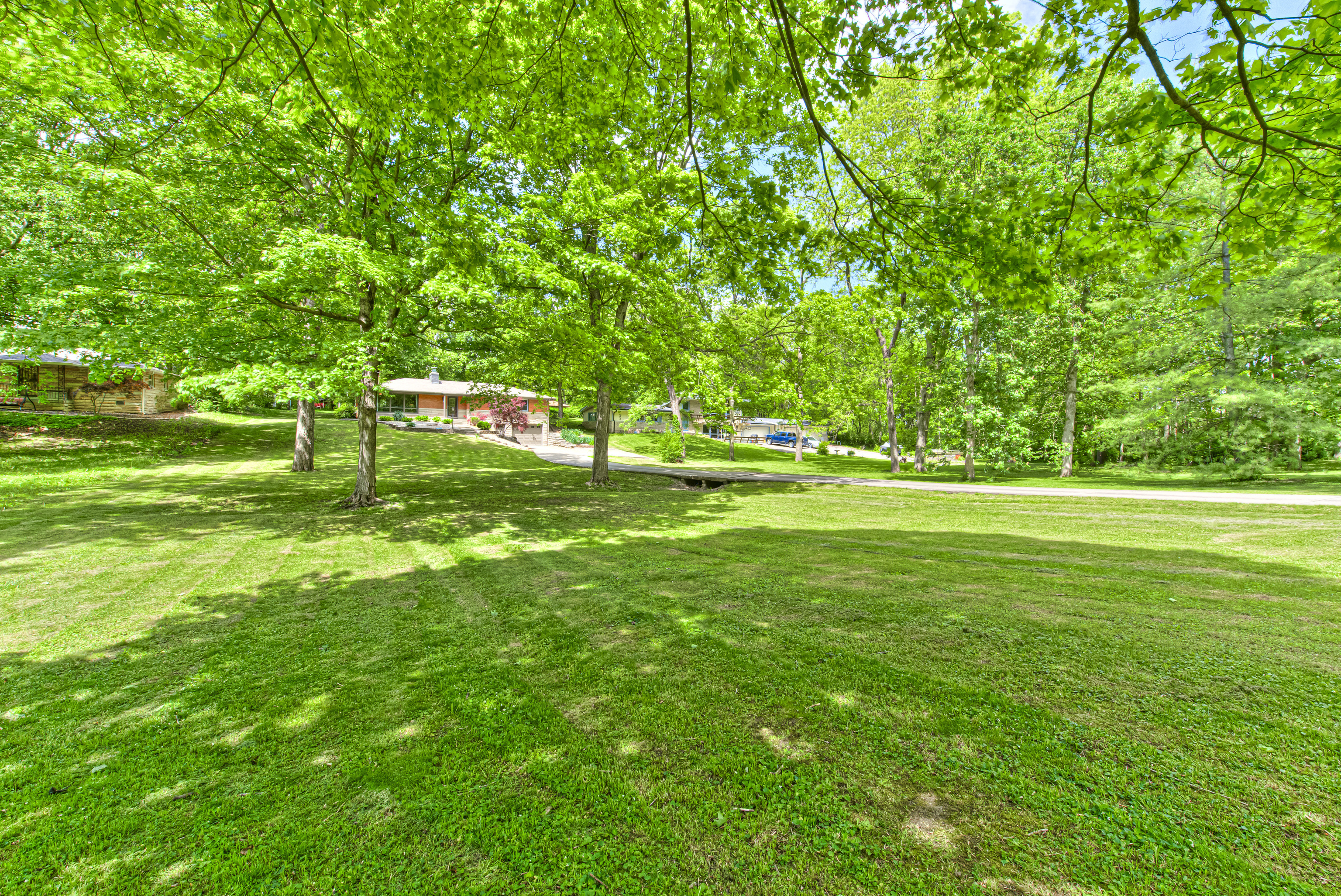 1333 N Nursery Road
