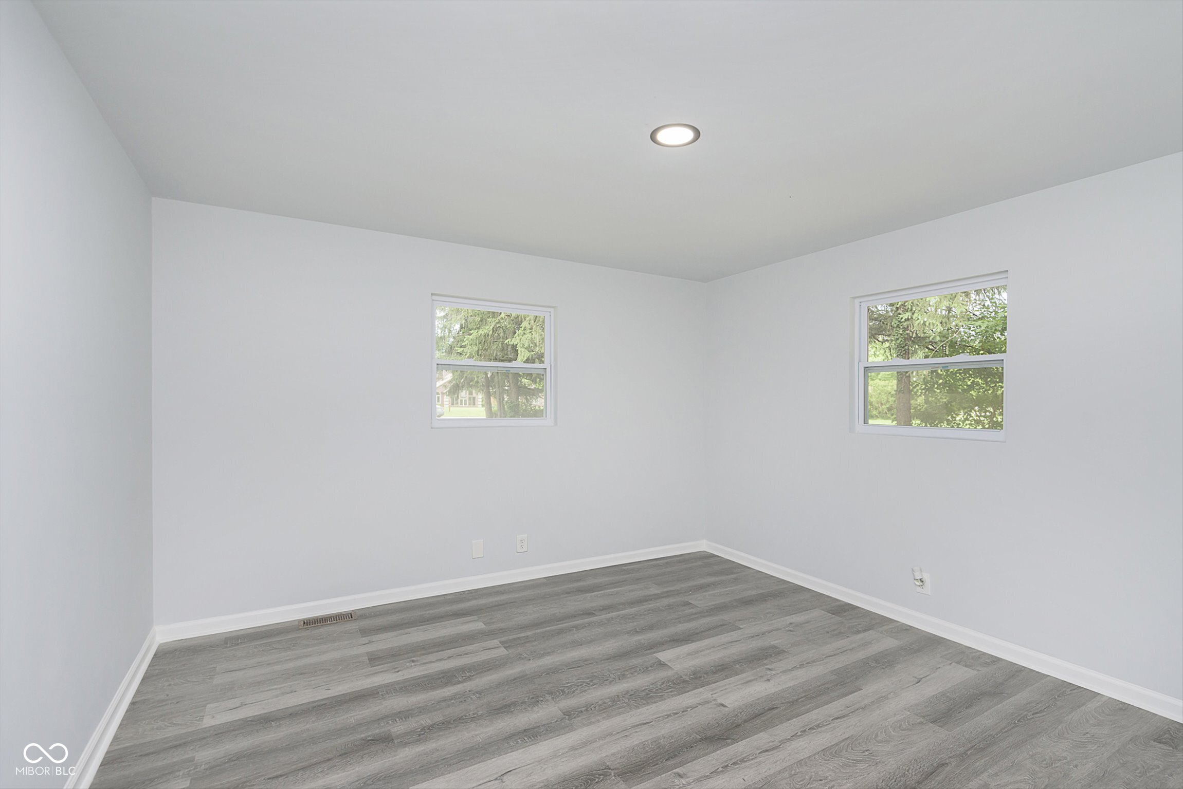 1350 Kessler Blvd W Drive