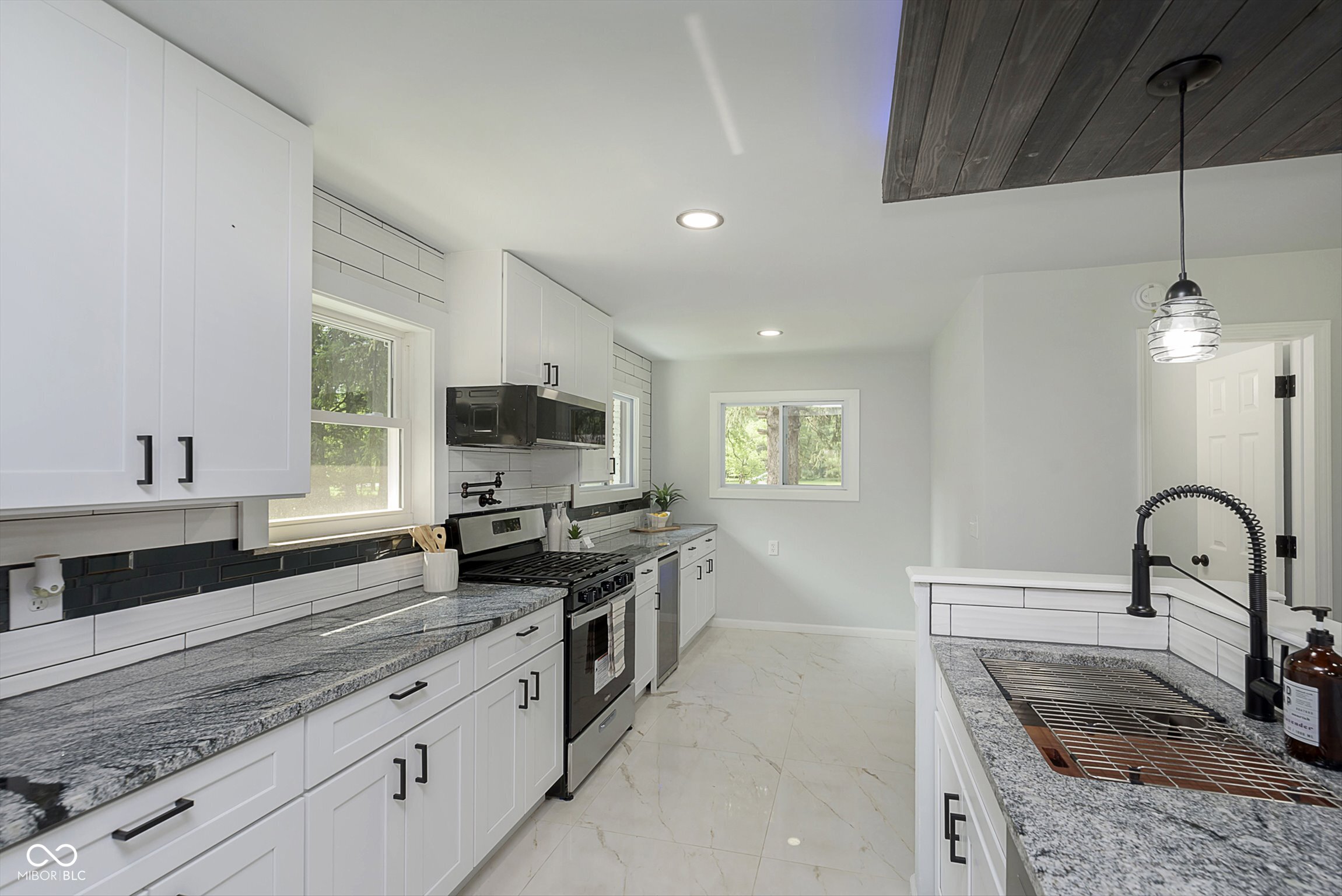 1350 Kessler Blvd W Drive