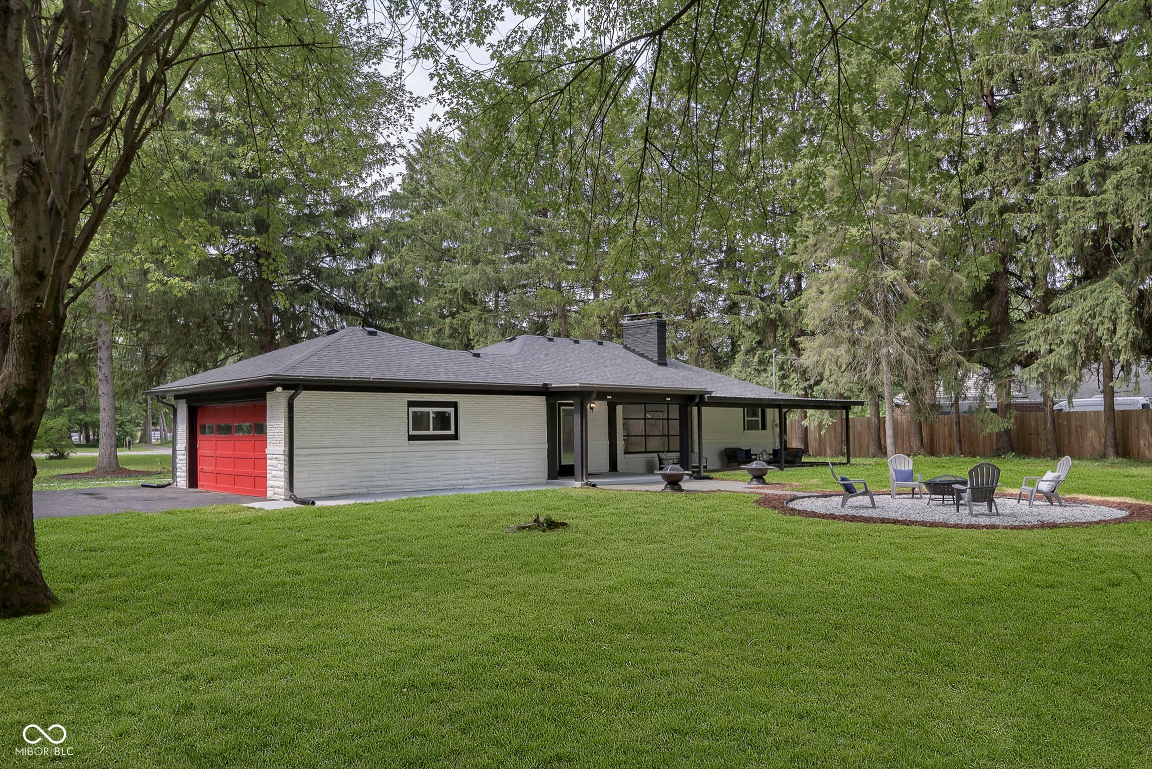 1350 Kessler Blvd W Drive