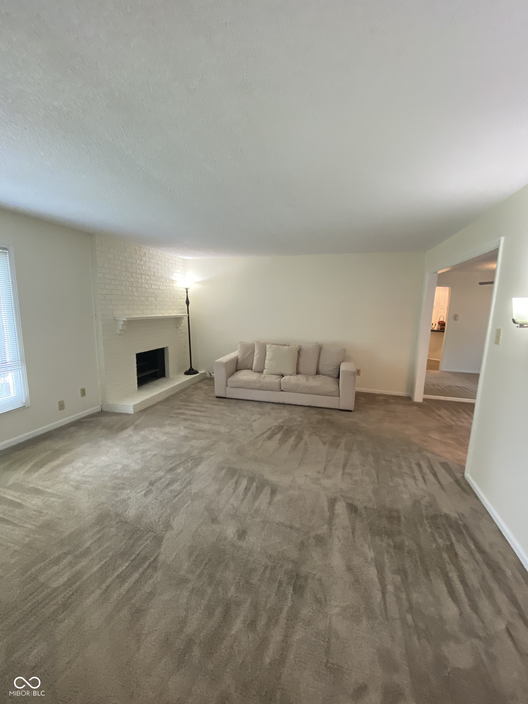 2824 Lake Forest Drive
