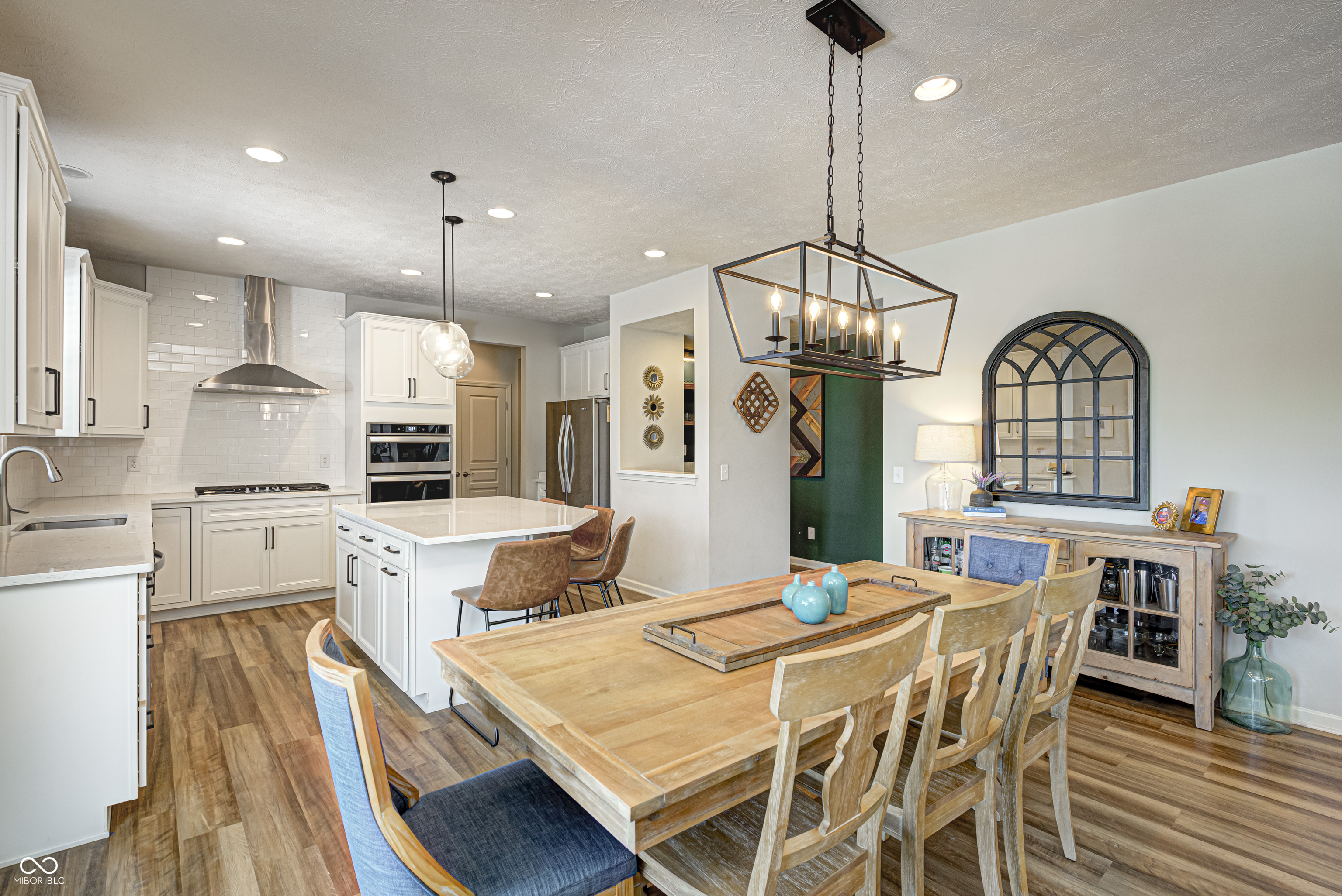 5694 Pecan Court