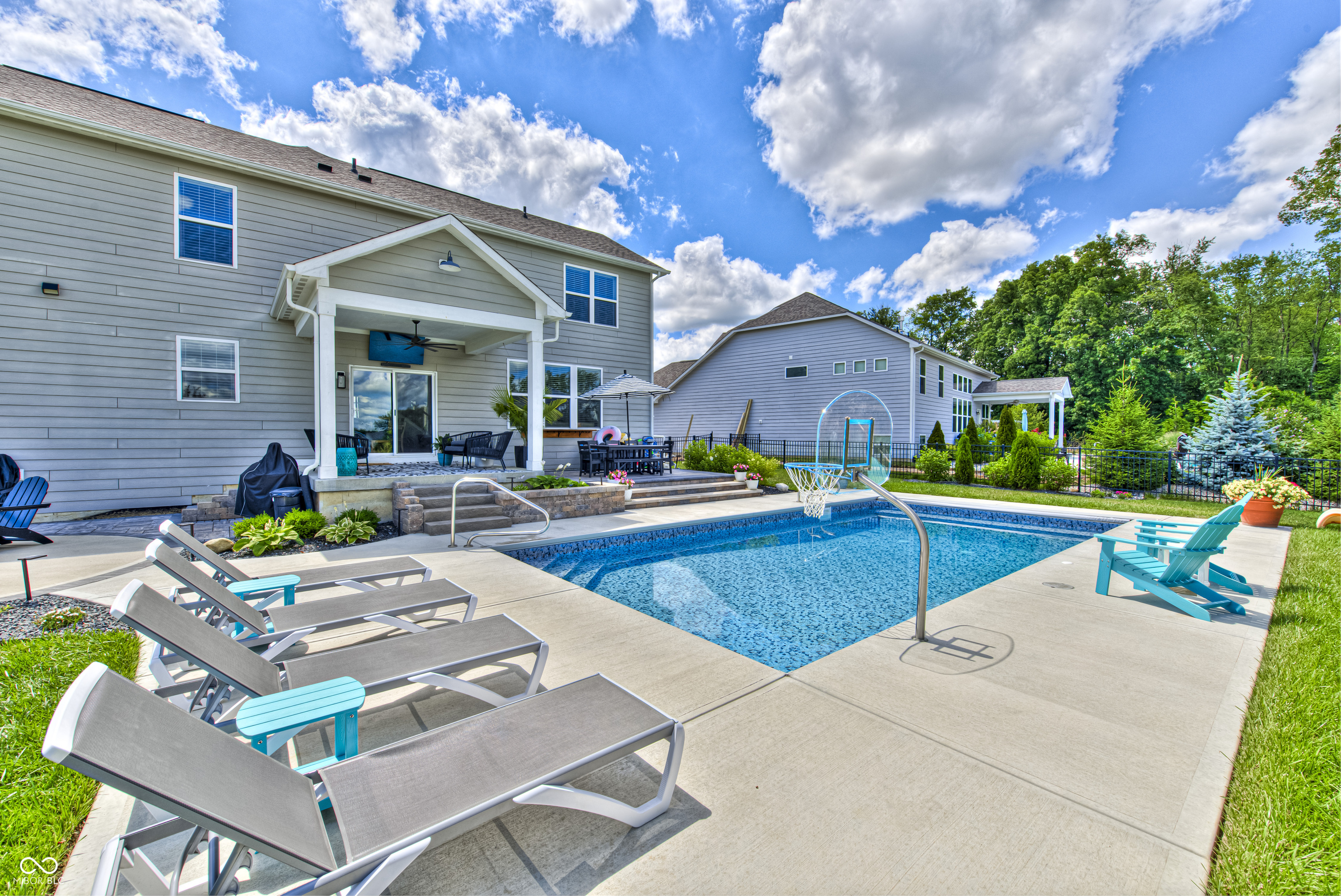 5694 Pecan Court