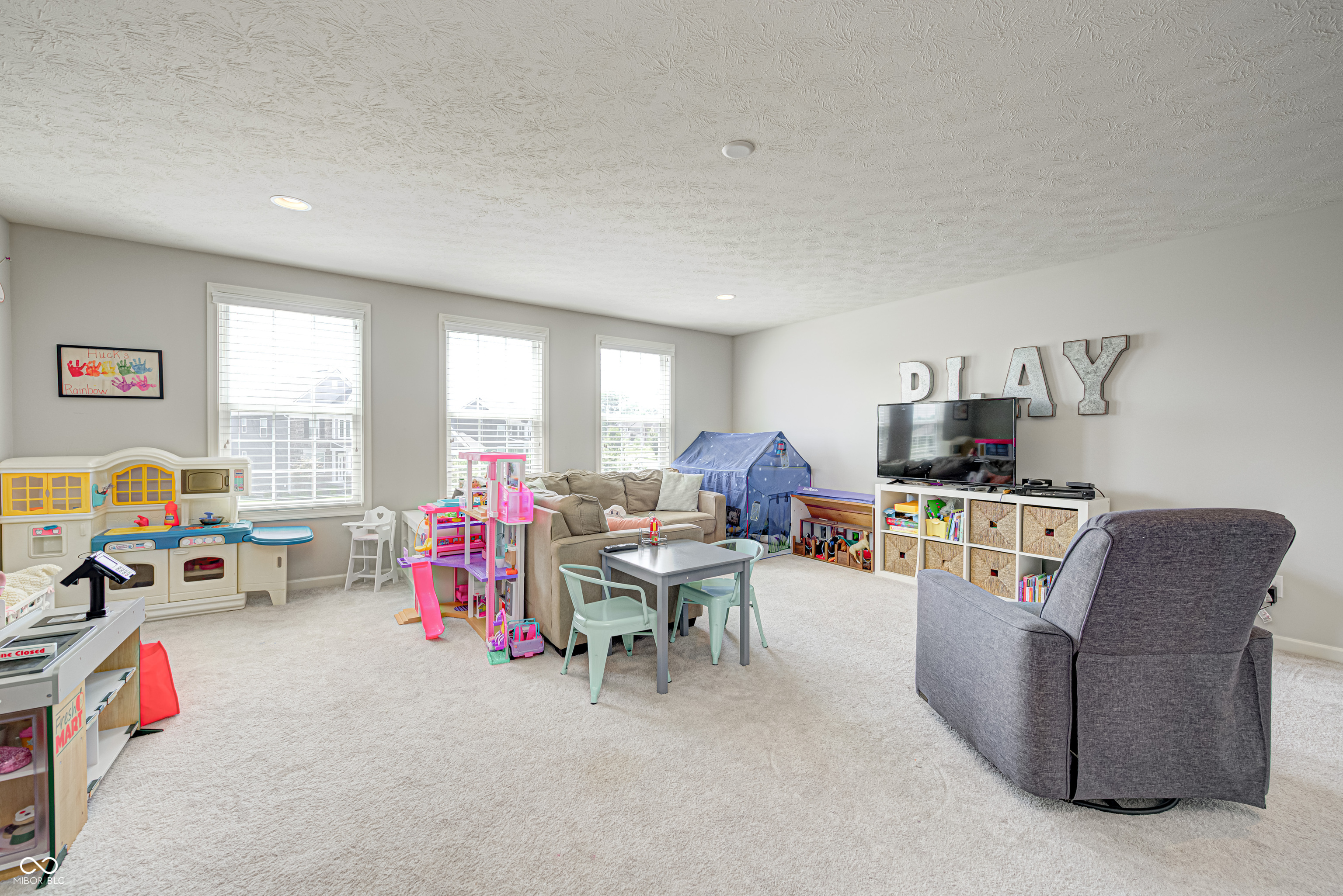 5694 Pecan Court