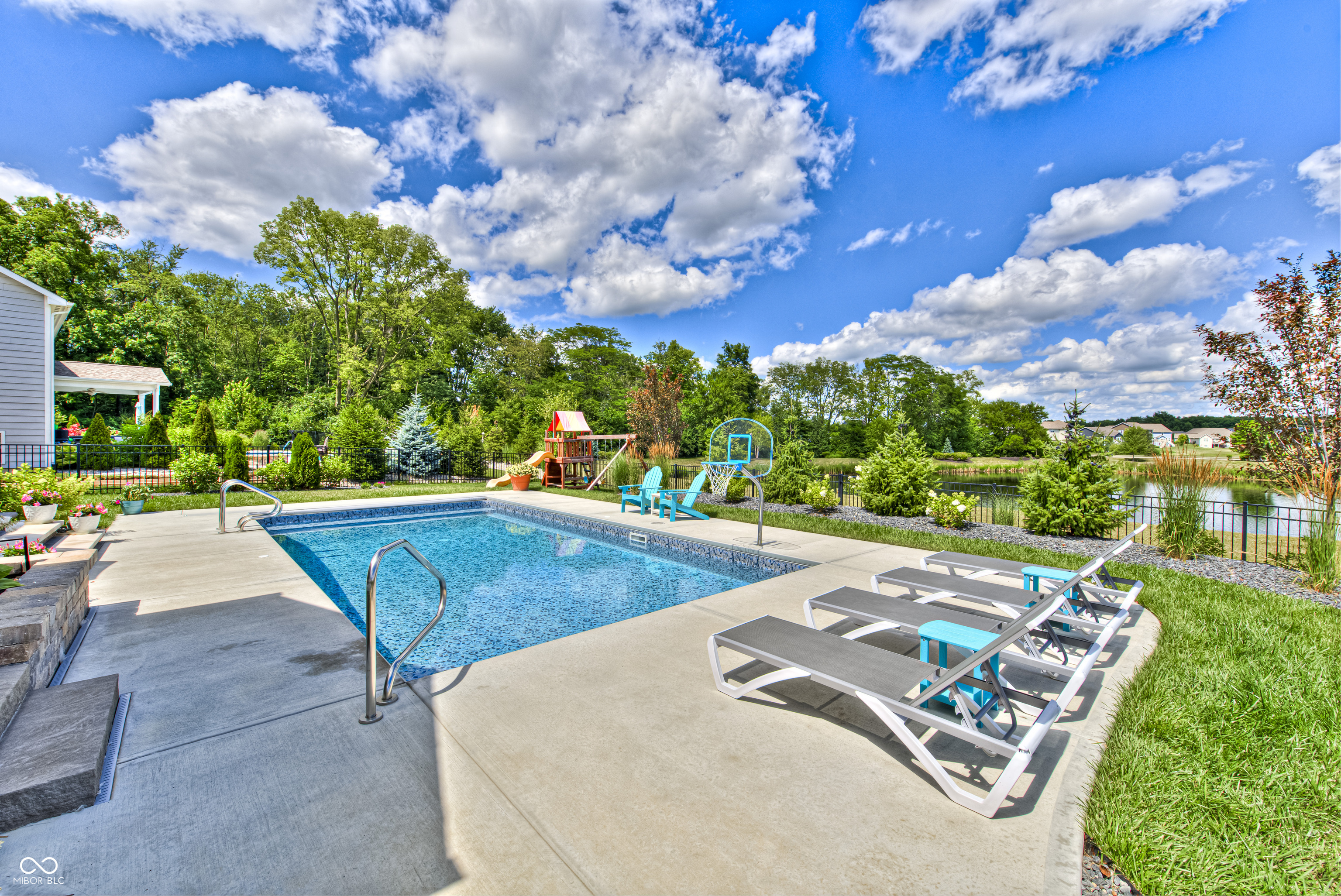 5694 Pecan Court