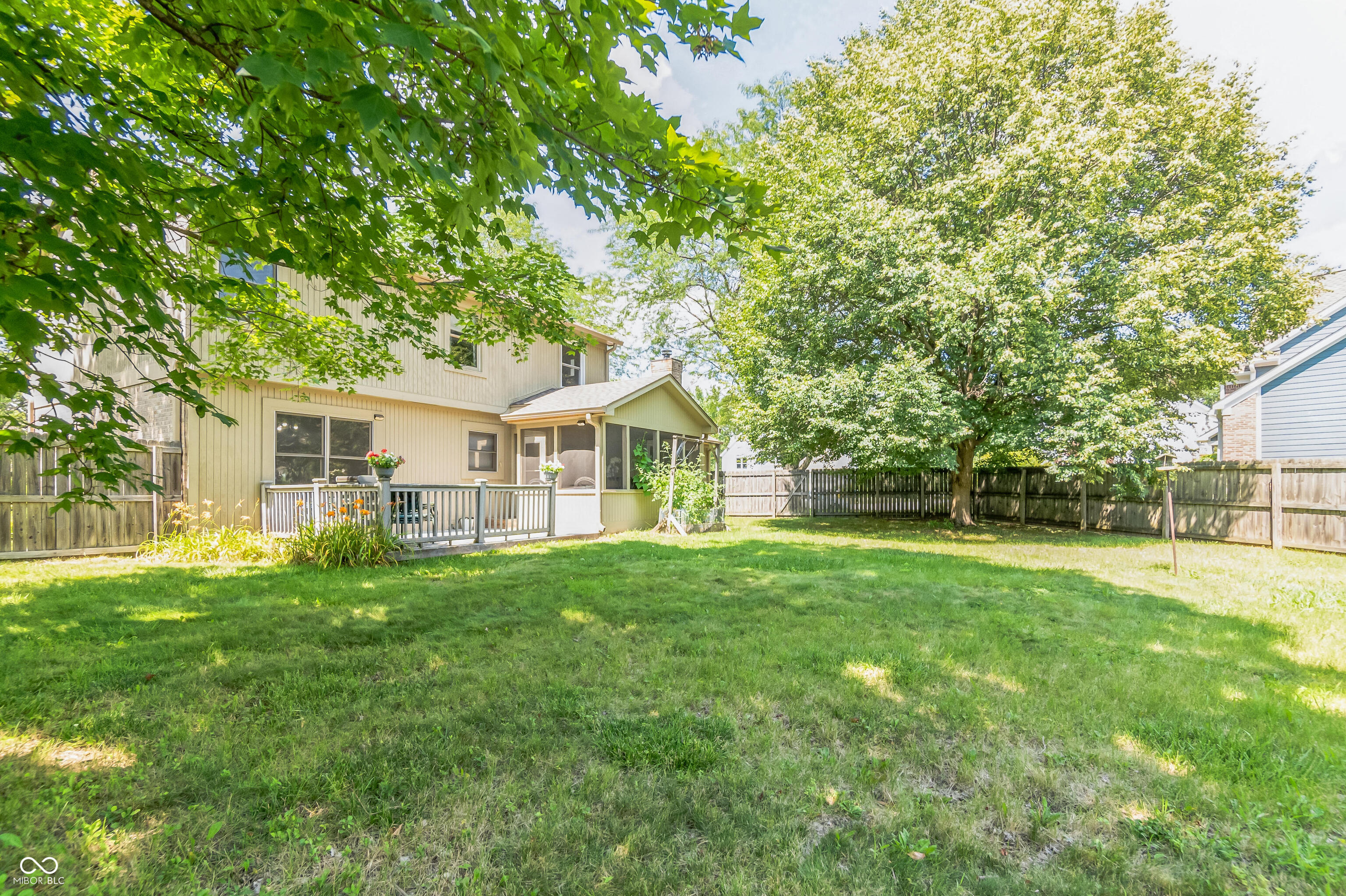 803 Meadow Crescent
