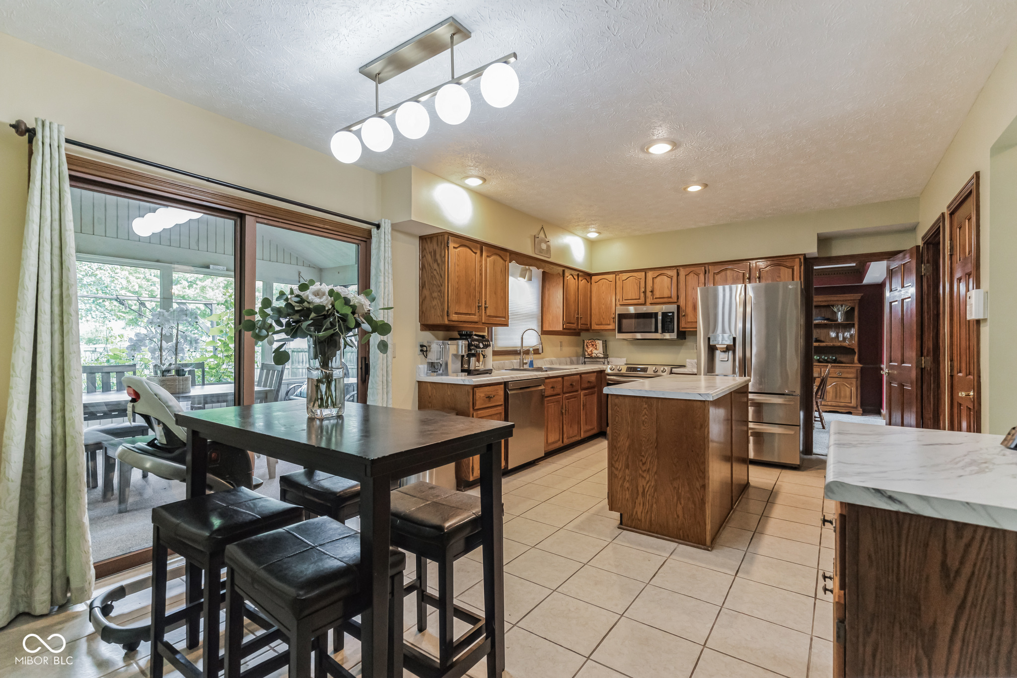 803 Meadow Crescent