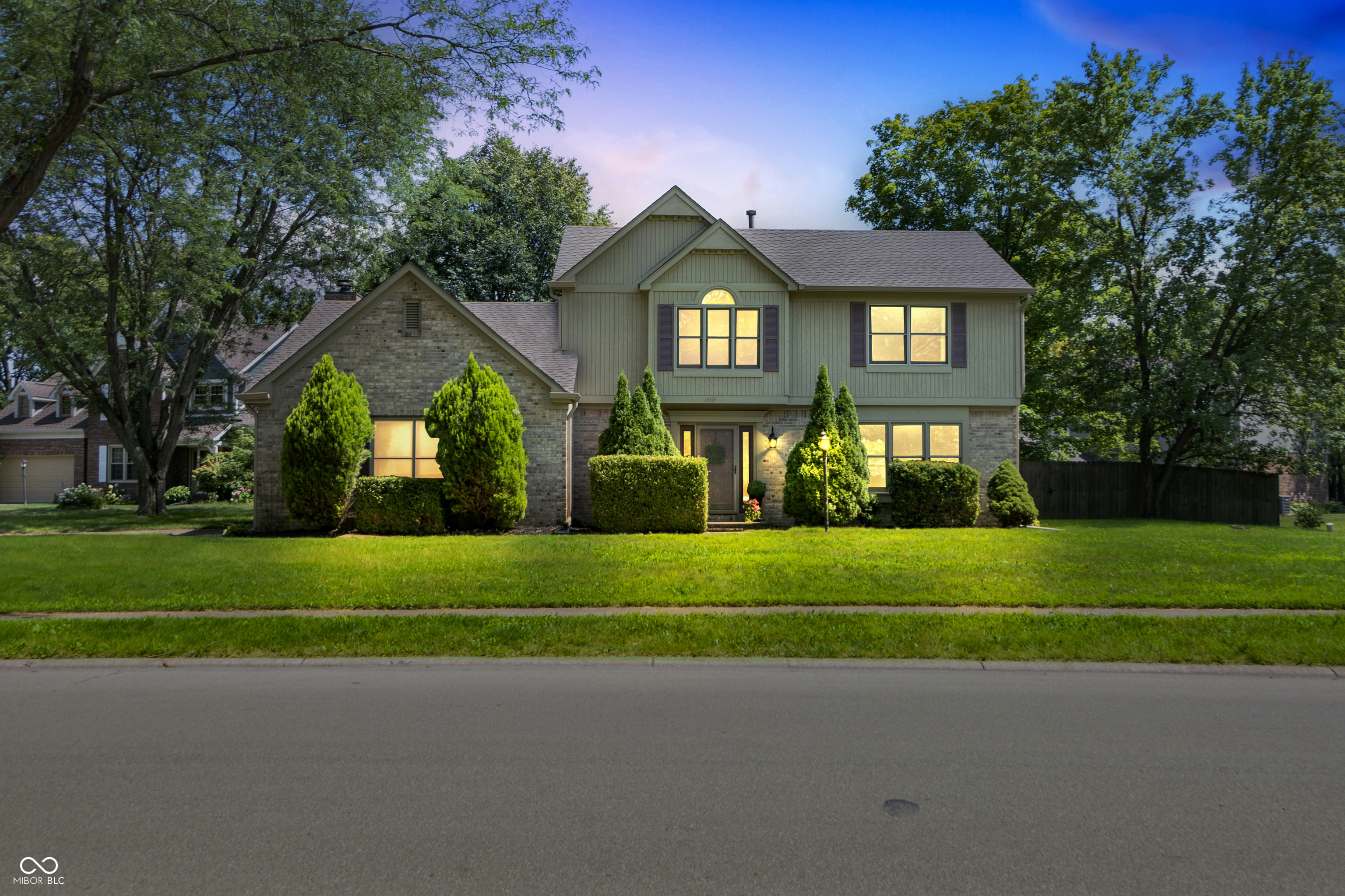 803 Meadow Crescent