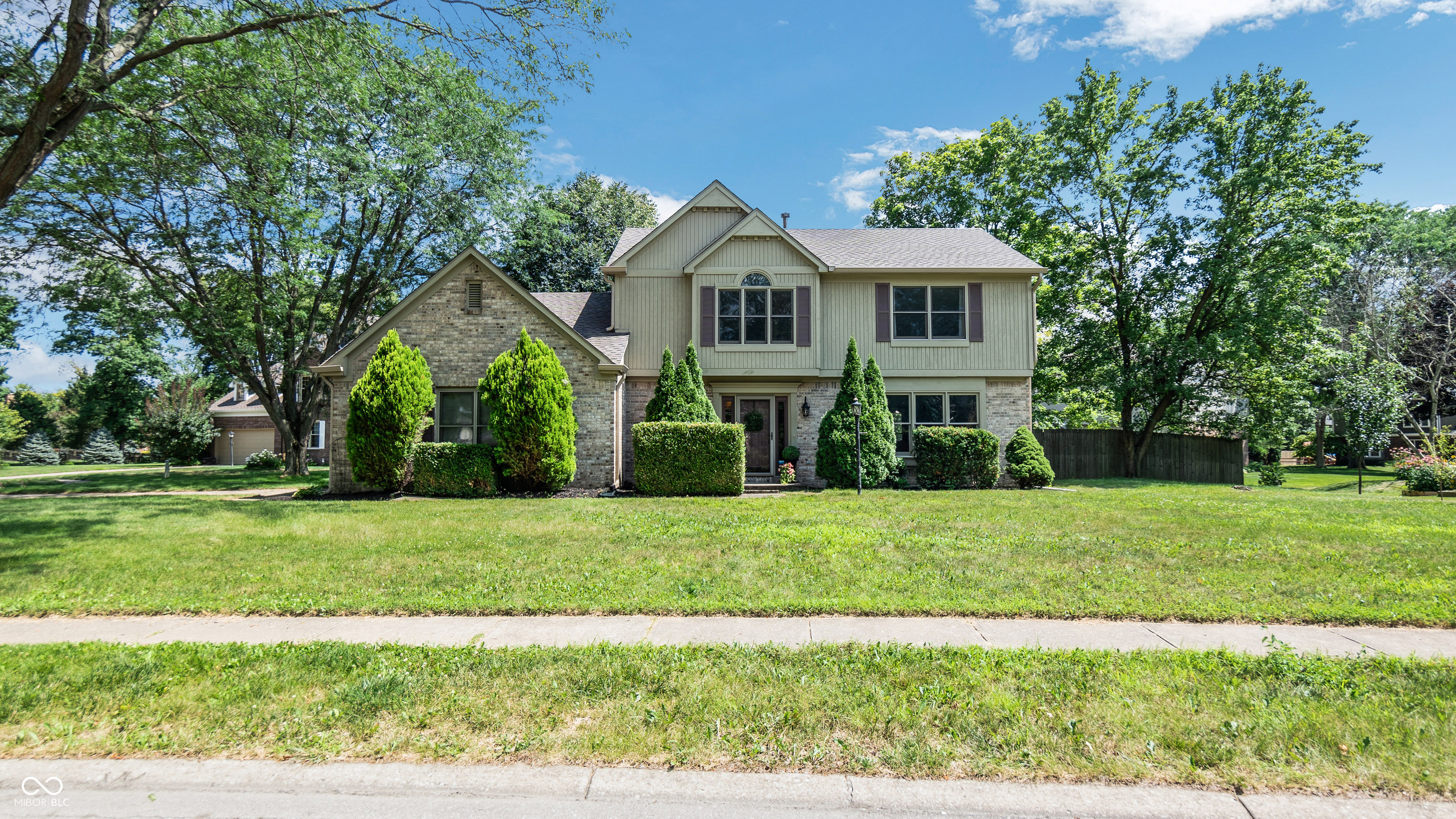 803 Meadow Crescent
