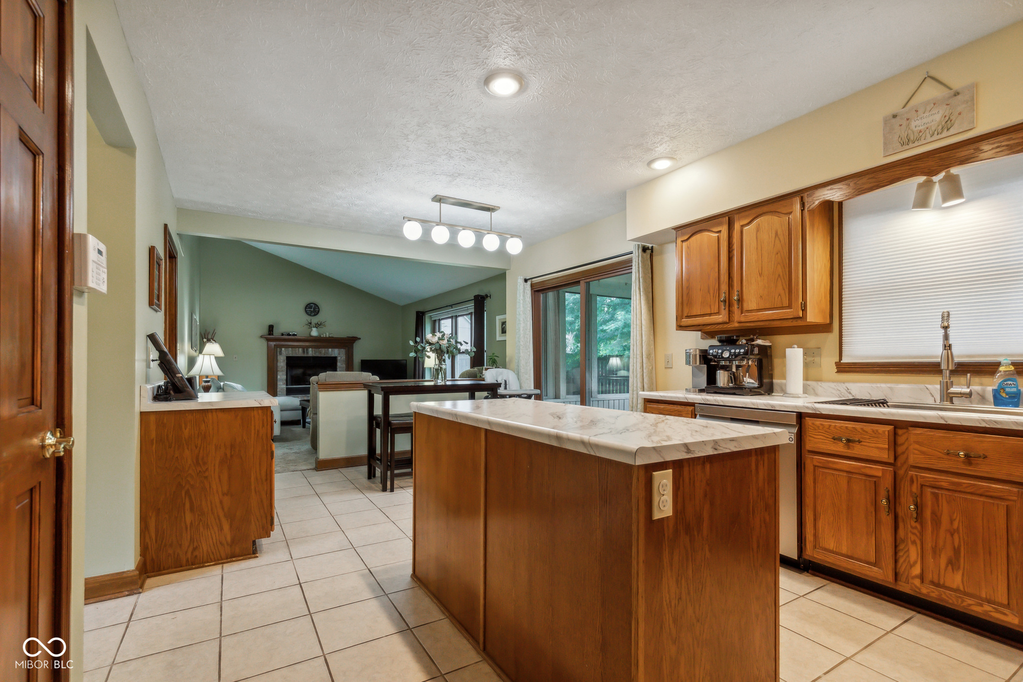 803 Meadow Crescent