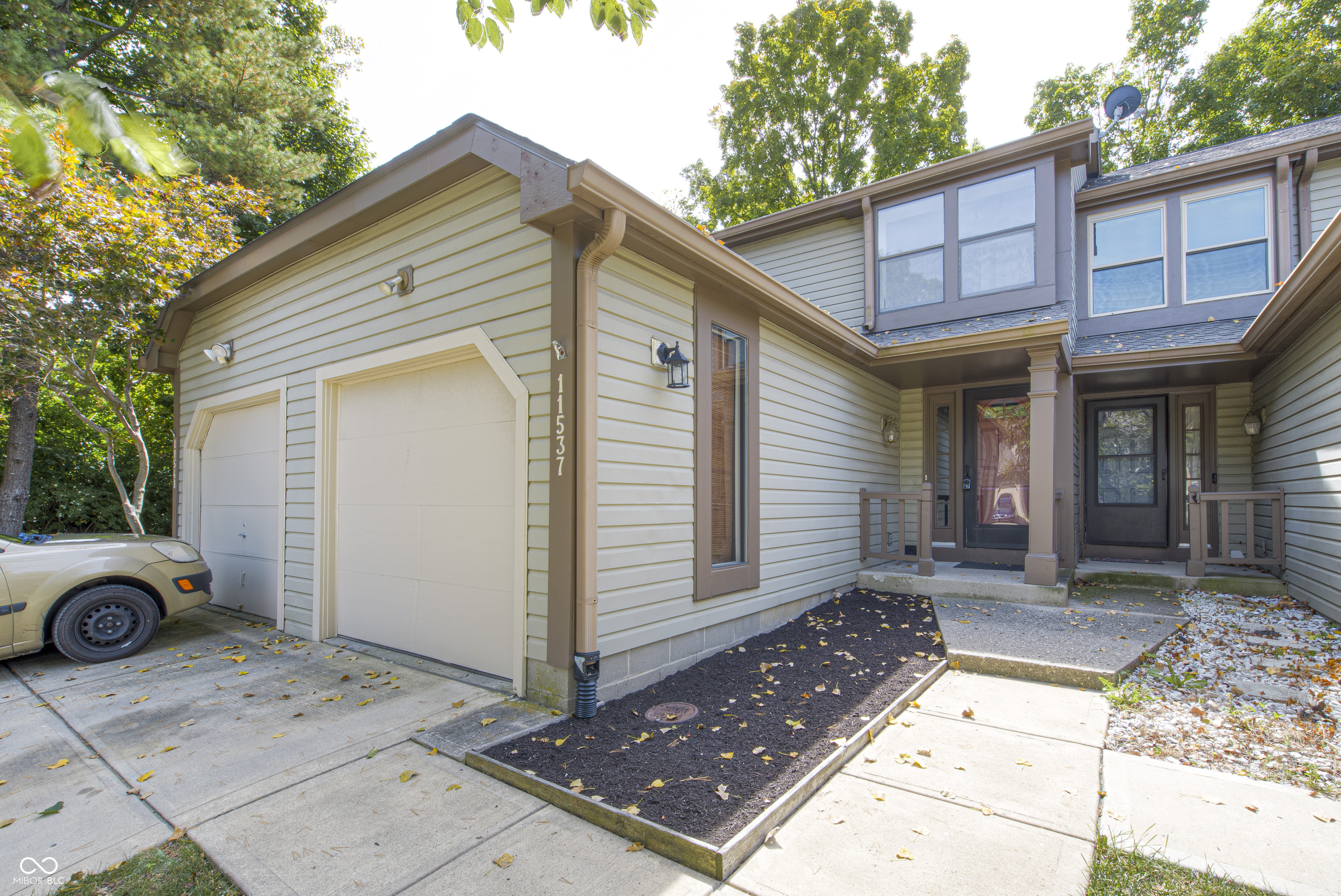 11537 Sunset Cove Lane