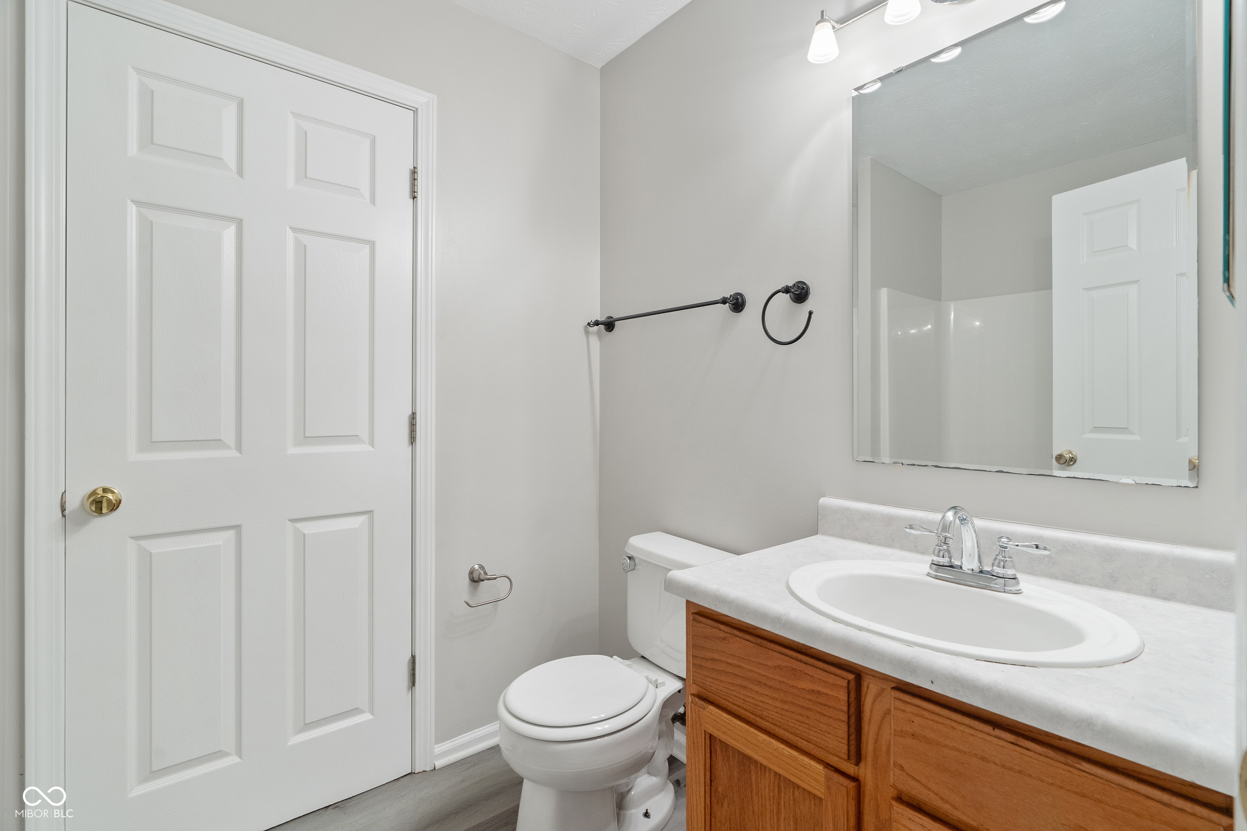 2033 W 65th Street