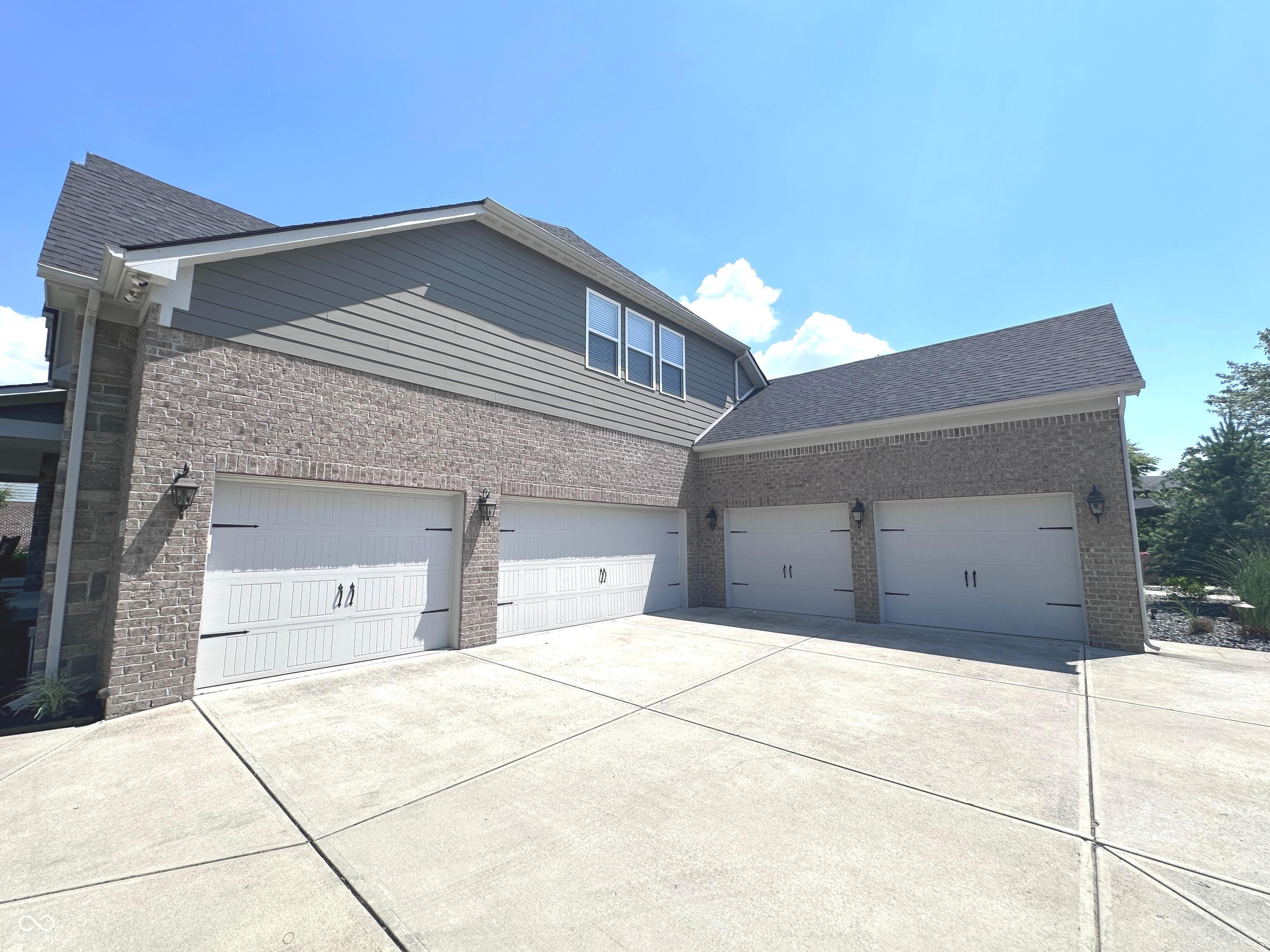 7029 Mogul Way