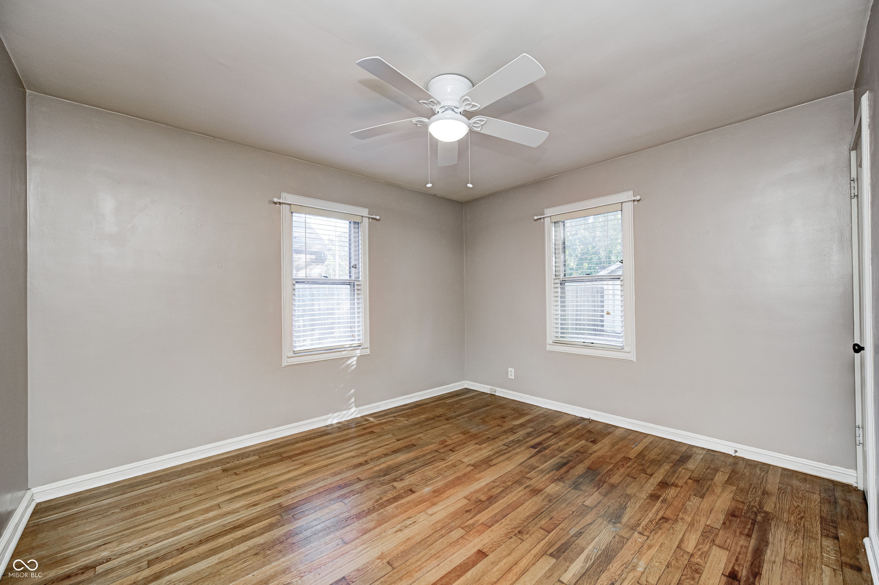 6115 Indianola Avenue
