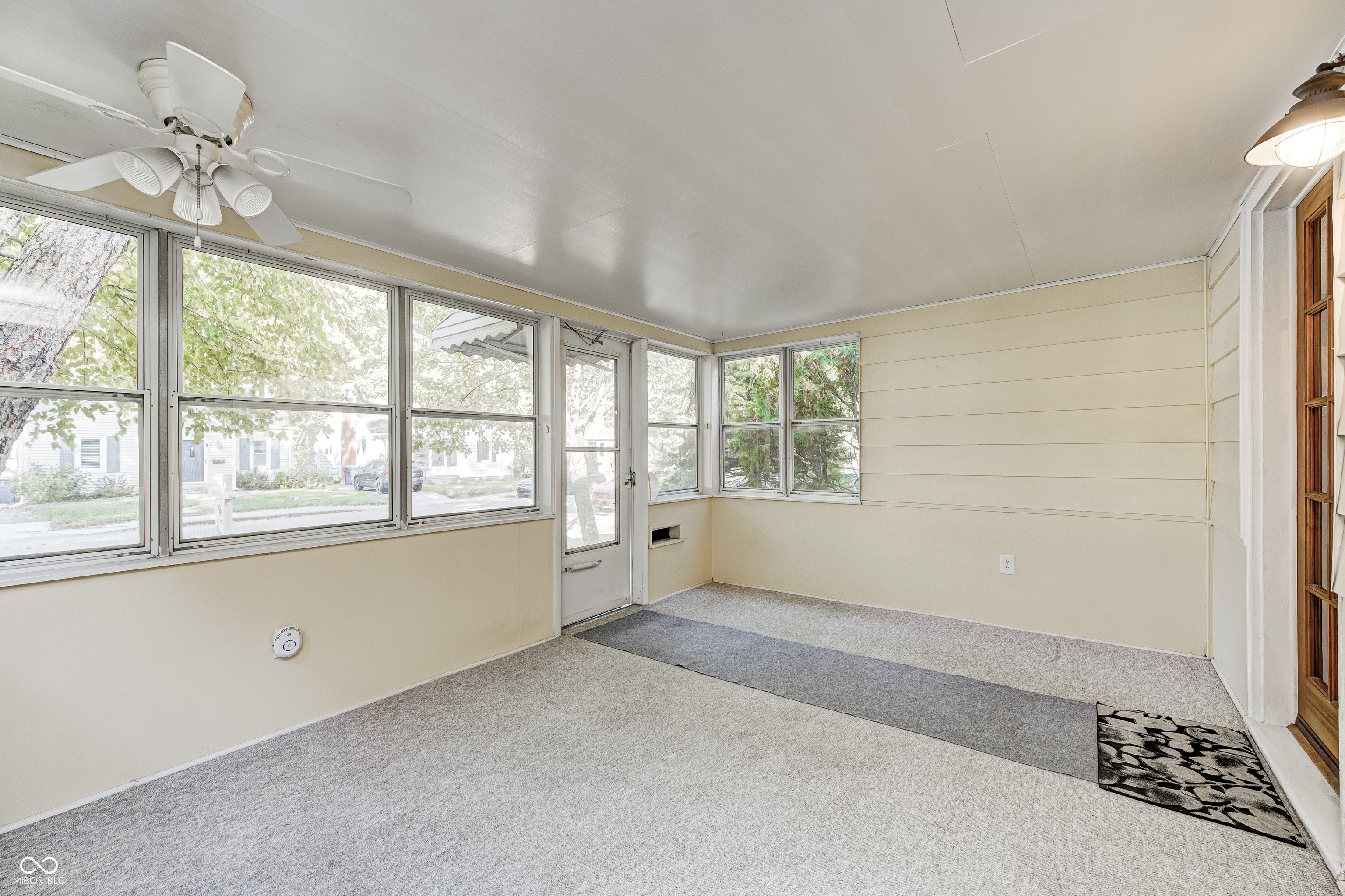 6115 Indianola Avenue