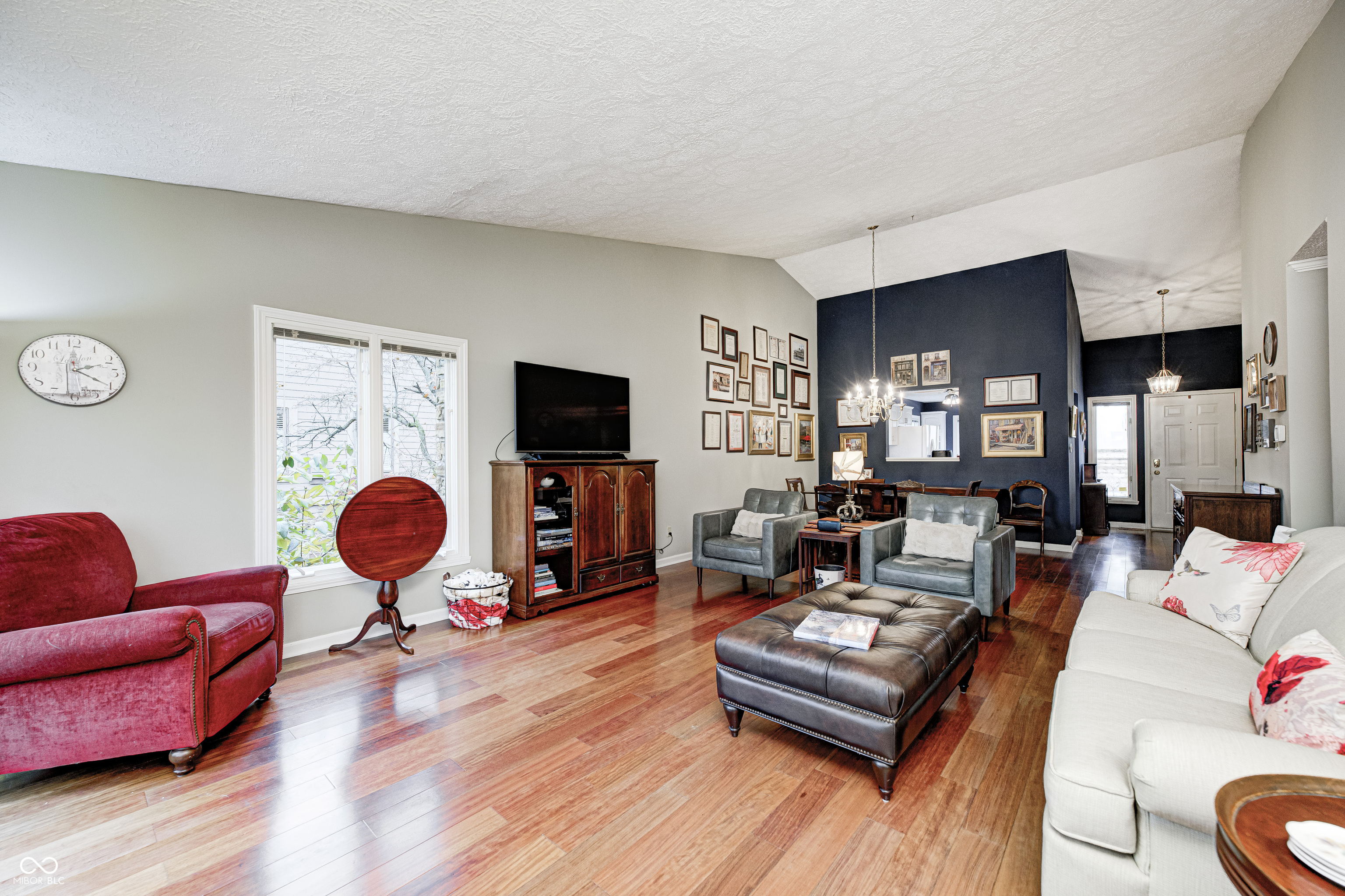 3305 Bay Point Drive